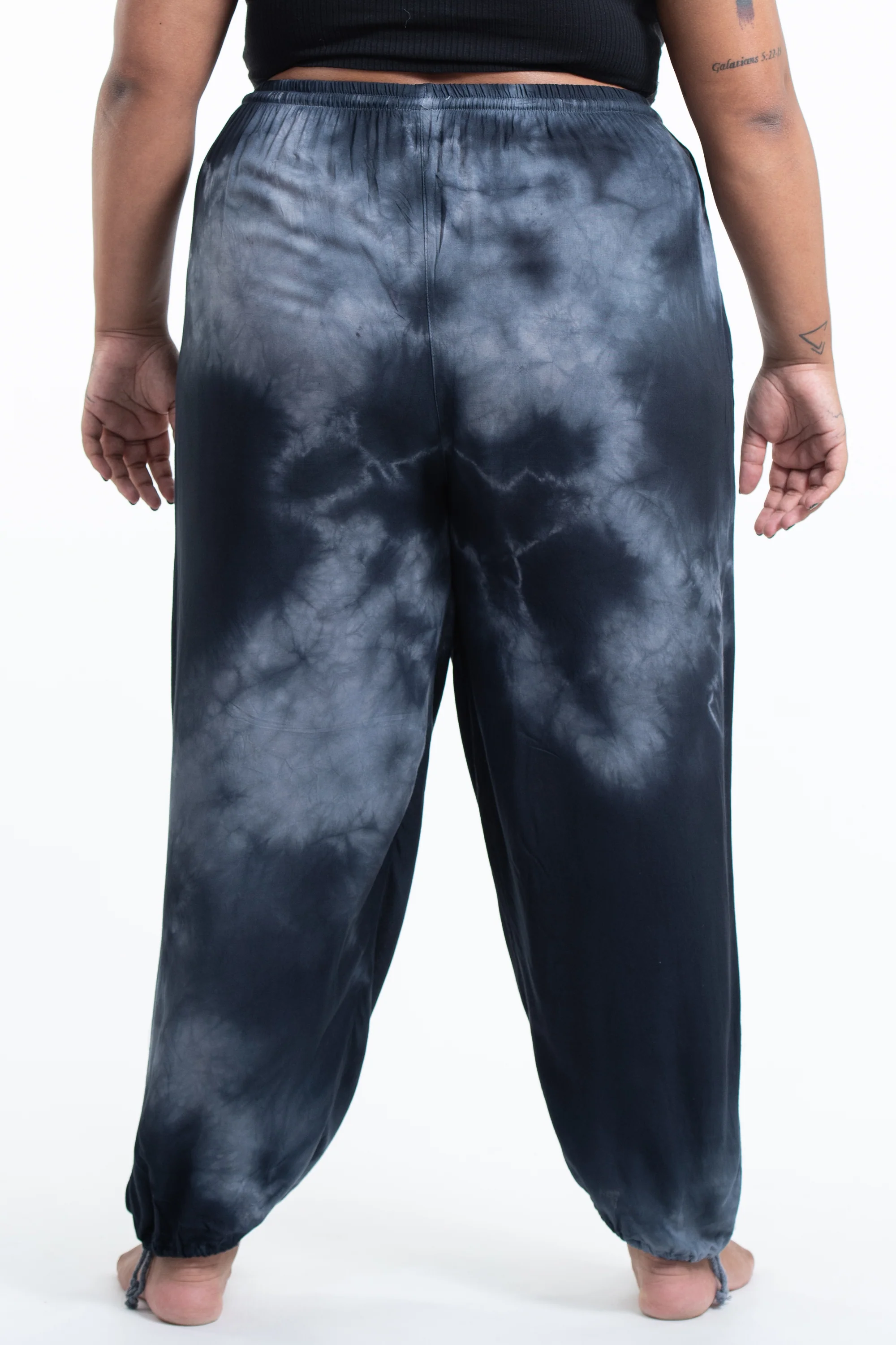 1024-Plus-Size-Tie-Dye-Drawstring-Men-s-Yoga-Massage-Pants-in-Black-3.webp Plus Size Tie Dye Drawstring Men's Yoga Massage Pants in Black