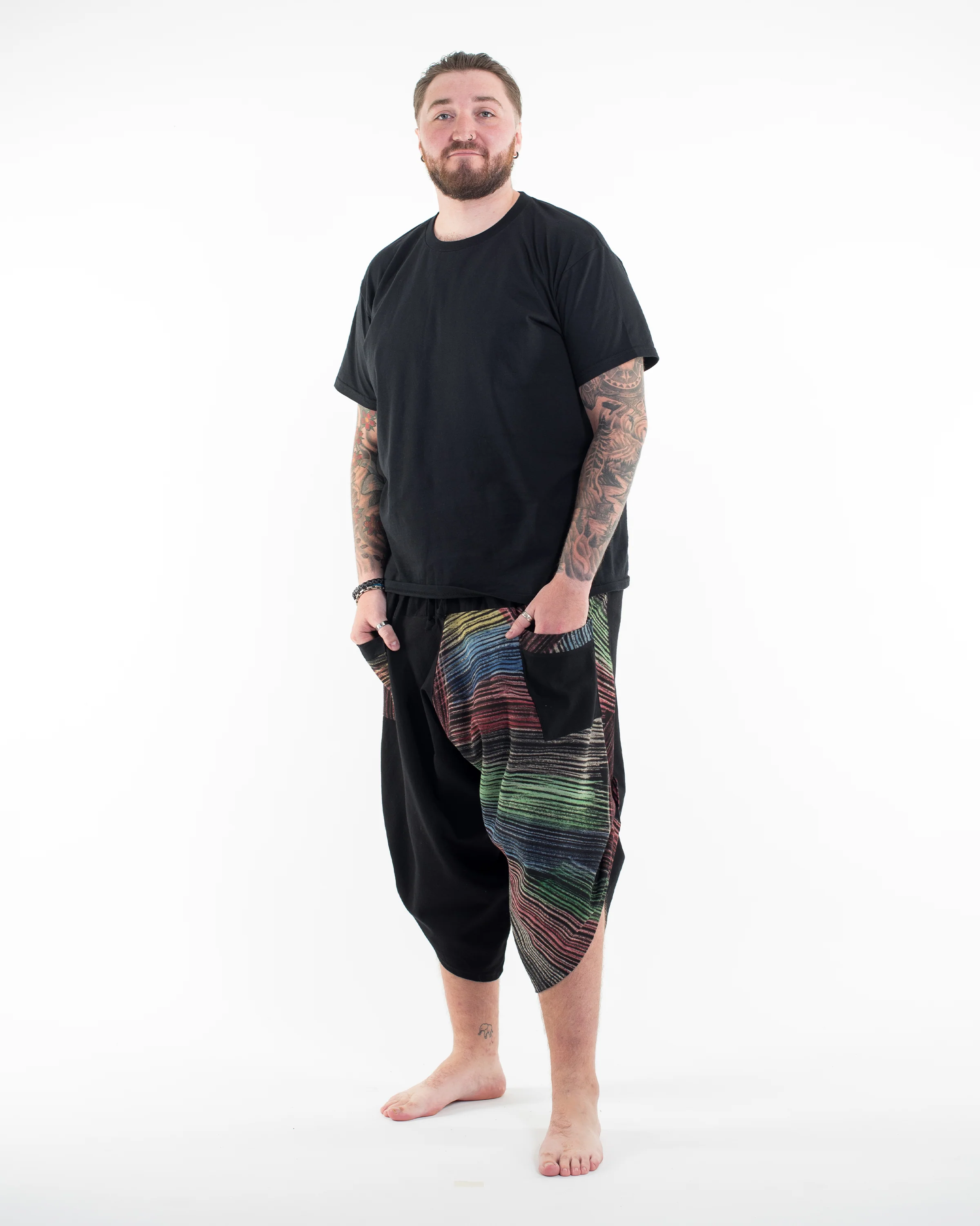 1082-Plus-Size-Two-Tone-Rainbow-Prints-Men-s-Three-Quarter-Pants-in-Black-4.webp Plus Size Two Tone Rainbow Prints Men's Three Quarter Pants in Black