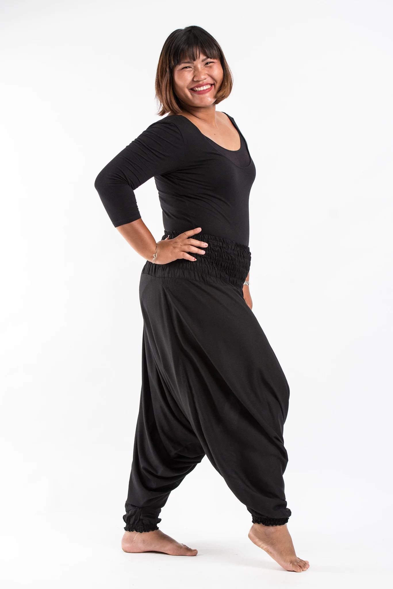 1285-Plus-Size-Solid-Color-2-in-1-Jumpsuit-Harem-Pants-in-Black-3.webp Plus Size Solid Color 2-in-1 Jumpsuit Harem Pants in Black