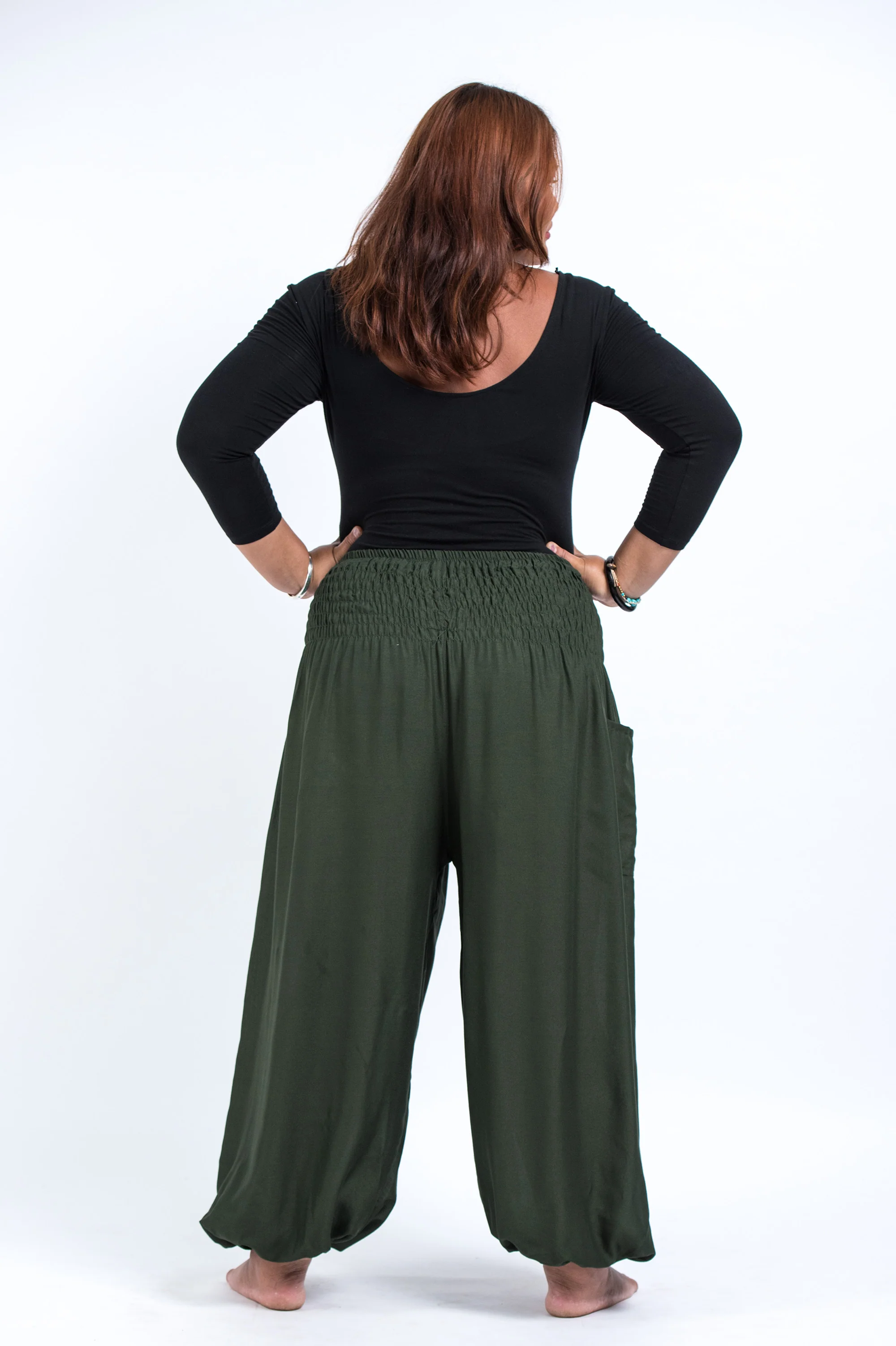 1319-Plus-Size-Solid-Color-Women-s-Harem-Pants-in-Dark-Green-4.webp Plus Size Solid Color Women's Harem Pants in Dark Green
