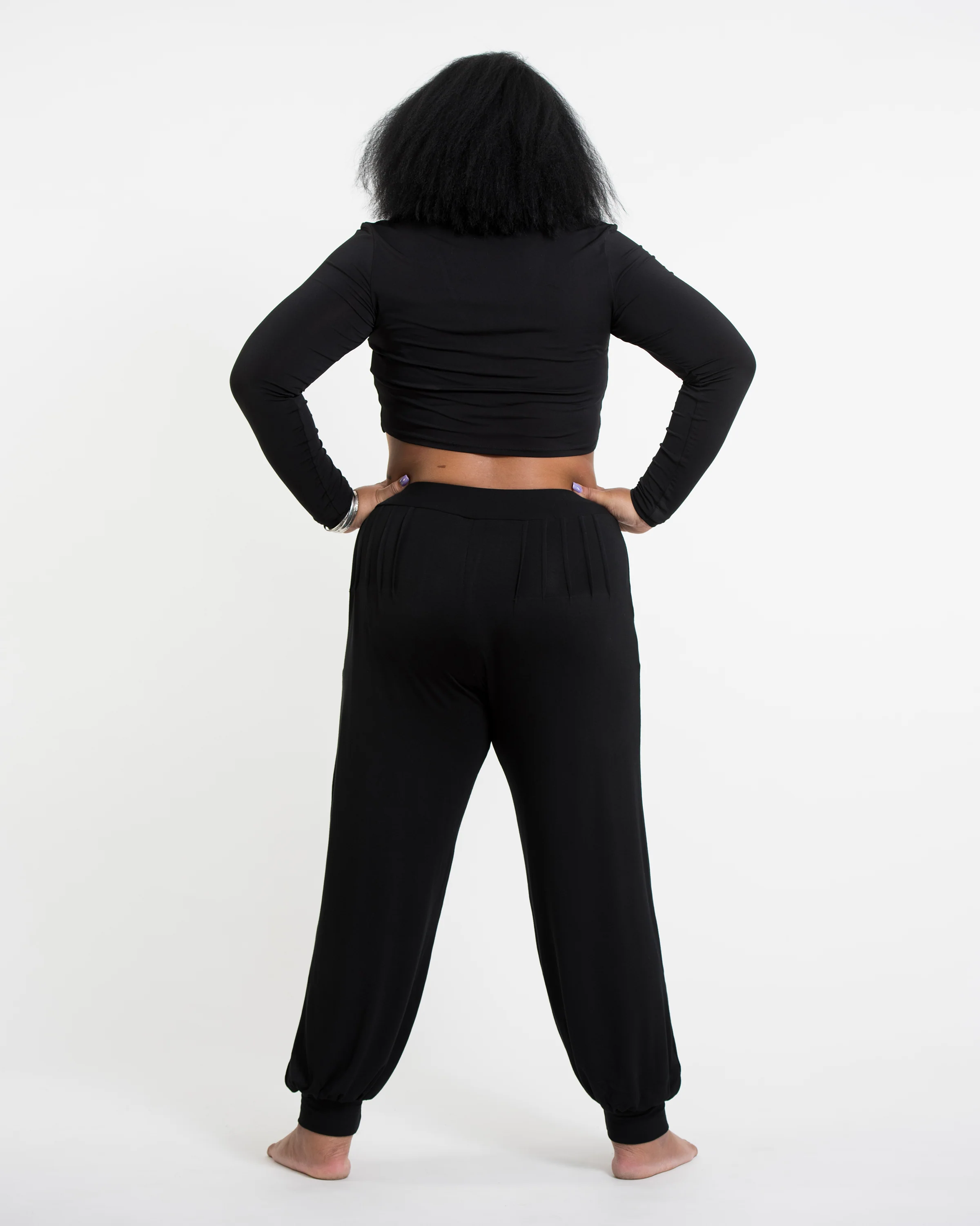 1338-Plus-Size-Cotton-Women-Harem-Pants-in-Solid-Black-4.webp Plus Size Cotton Women Harem Pants in Solid Black