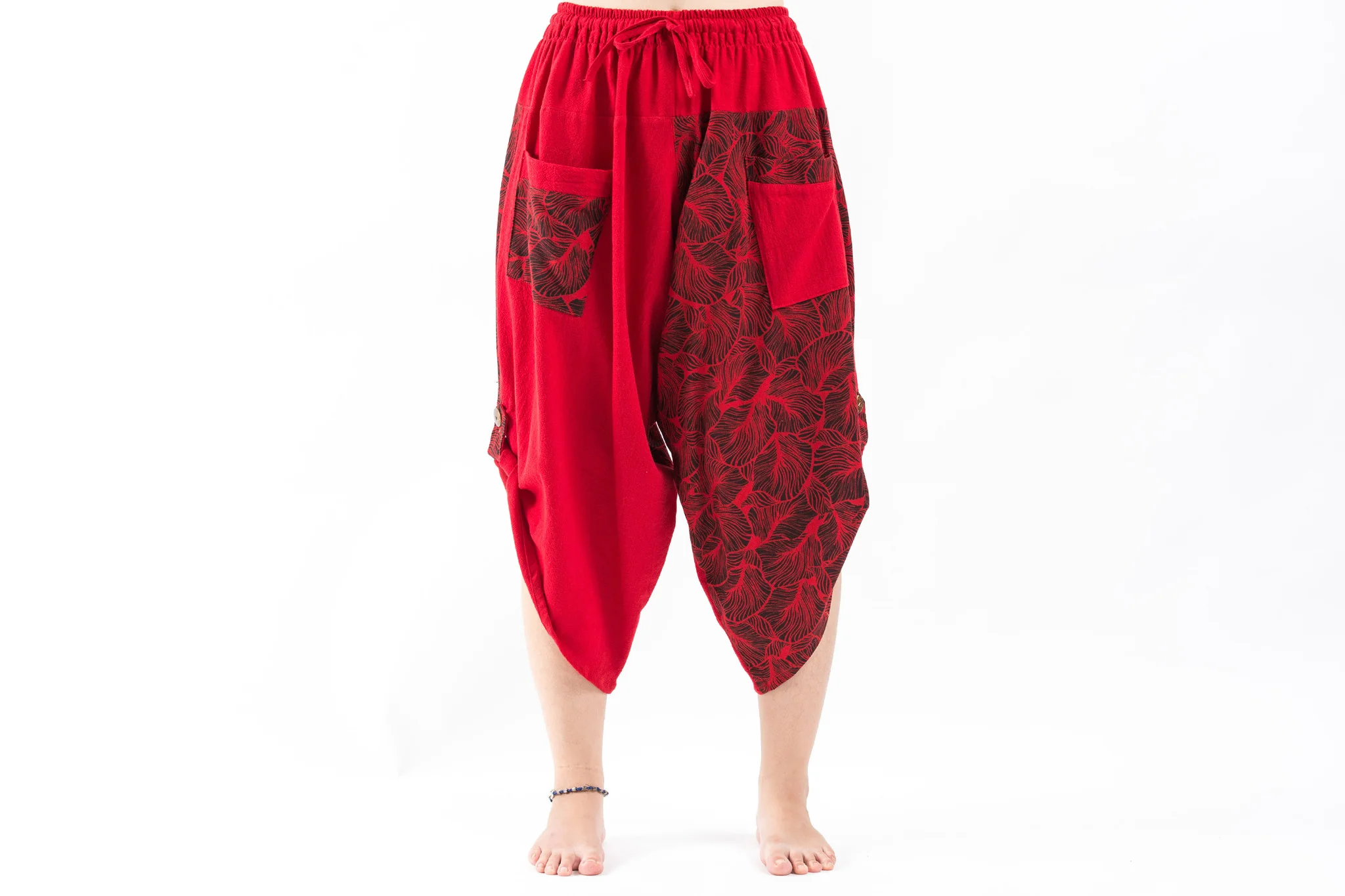 Two Tone Leaves Prints Women's Three Quarter Pants in Red