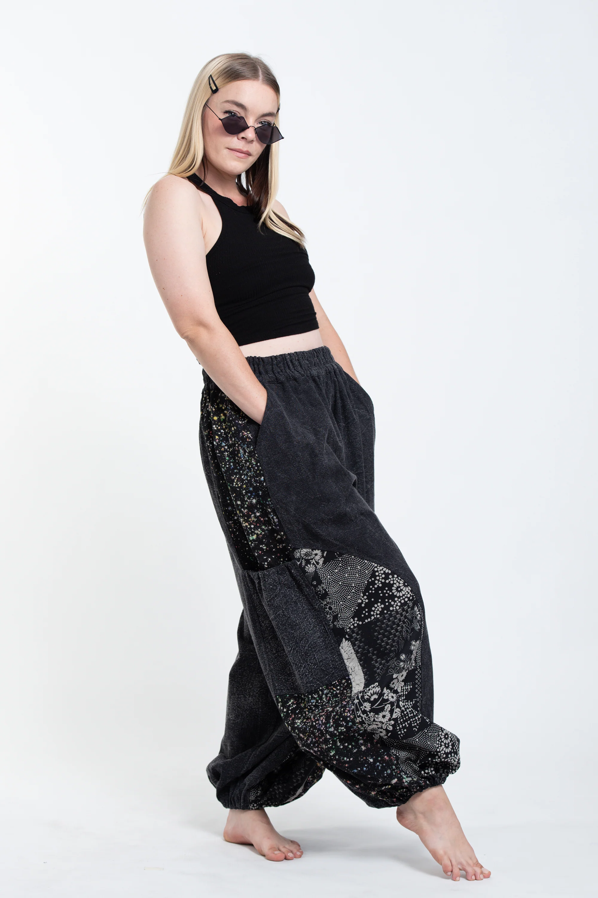 1454-Stone-Washed-Patchwork-Women-Unisex-Pants-in-Black-3.webp Stone Washed Patchwork Women Unisex Pants in Black