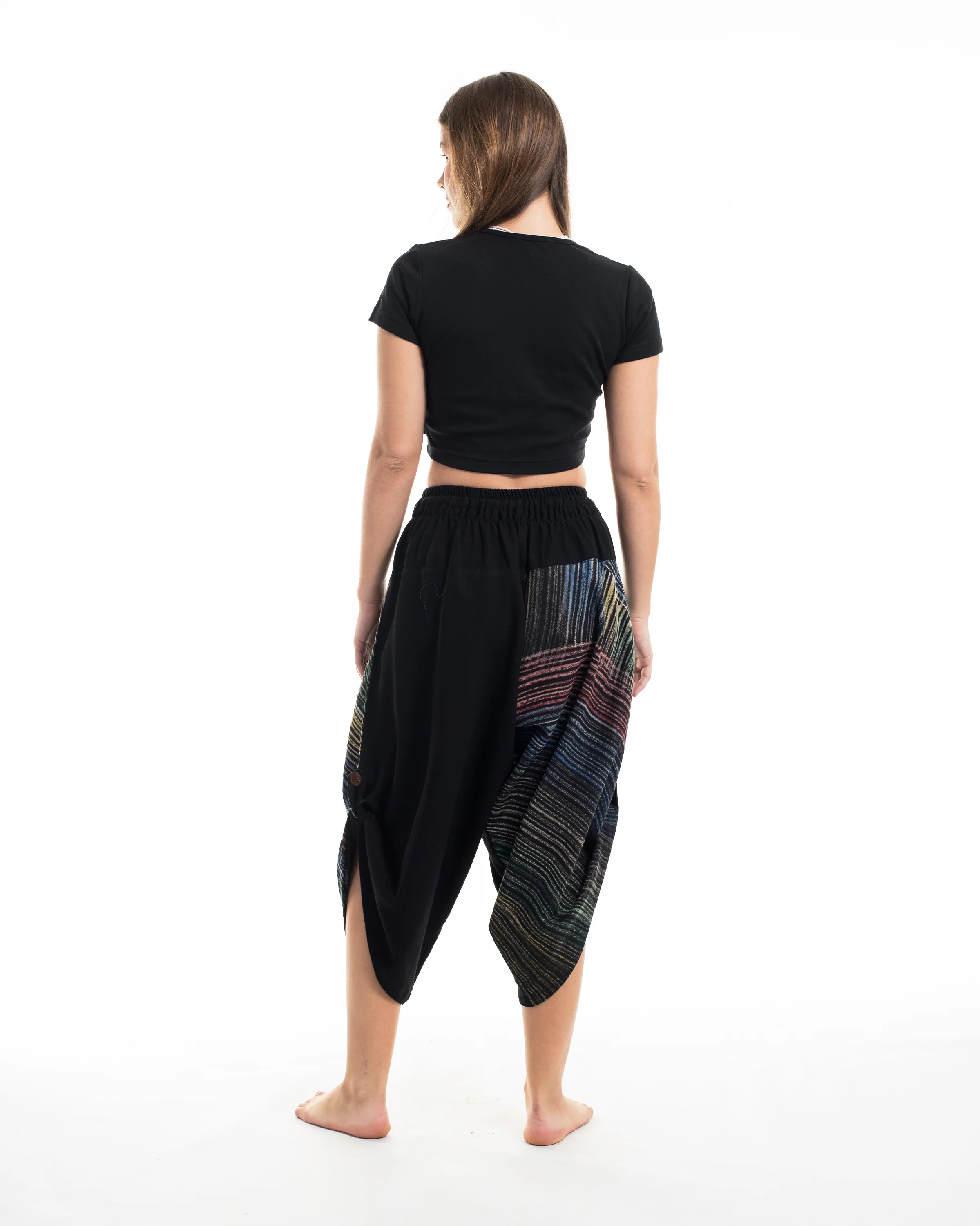 1458-Two-Tone-Rainbow-Prints-Women-s-Three-Quarter-Pants-in-Black-4.webp Two Tone Rainbow Prints Women's Three Quarter Pants in Black