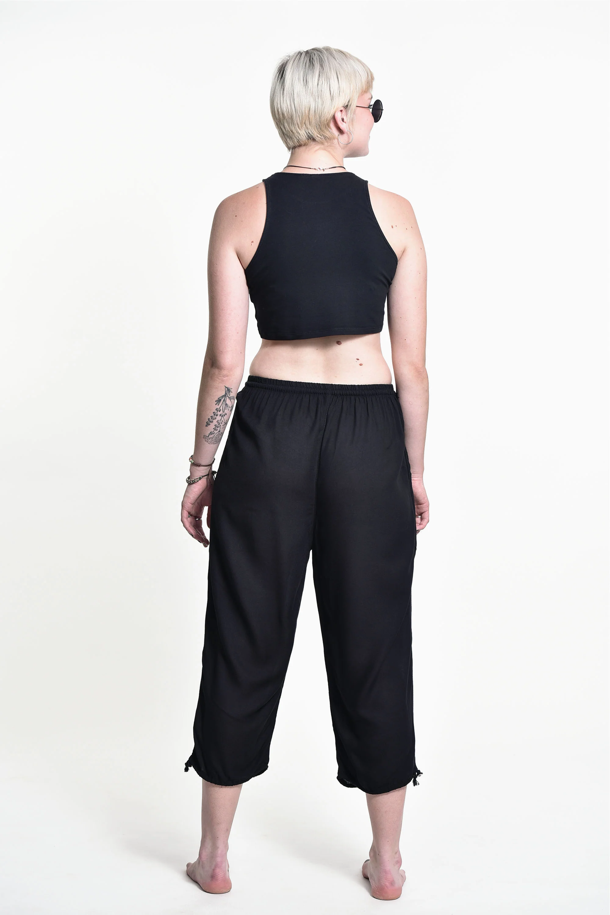 1473-Women-s-Drawstring-Yoga-Massage-Cropped-Pants-in-Black-4.webp Women's Drawstring Yoga Massage Cropped Pants in Black