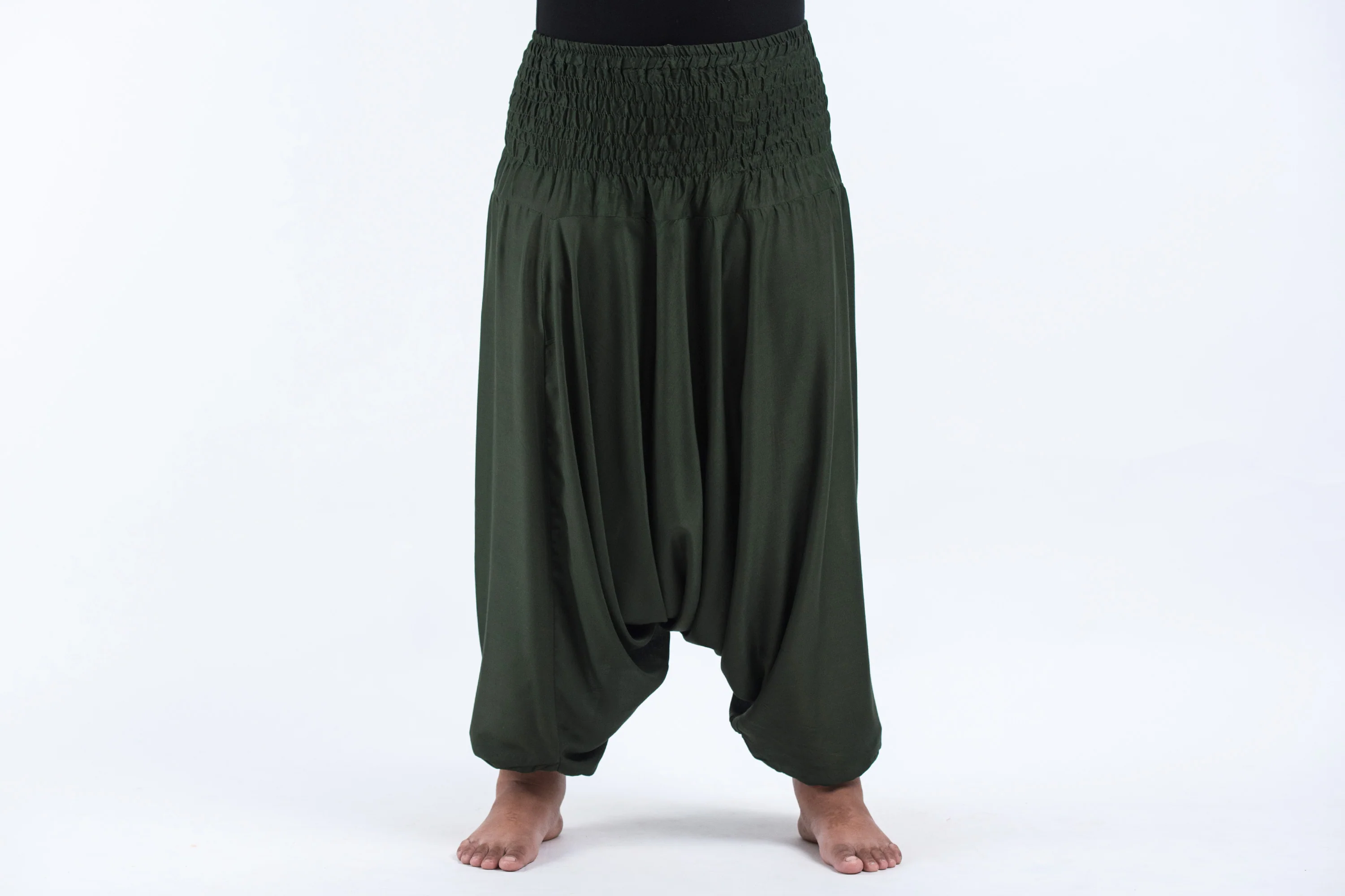 1504-Plus-Size-Solid-Color-2-in-1-Jumpsuit-Harem-Pants-in-Dark-green-2.webp Plus Size Solid Color 2-in-1 Jumpsuit Harem Pants in Dark green