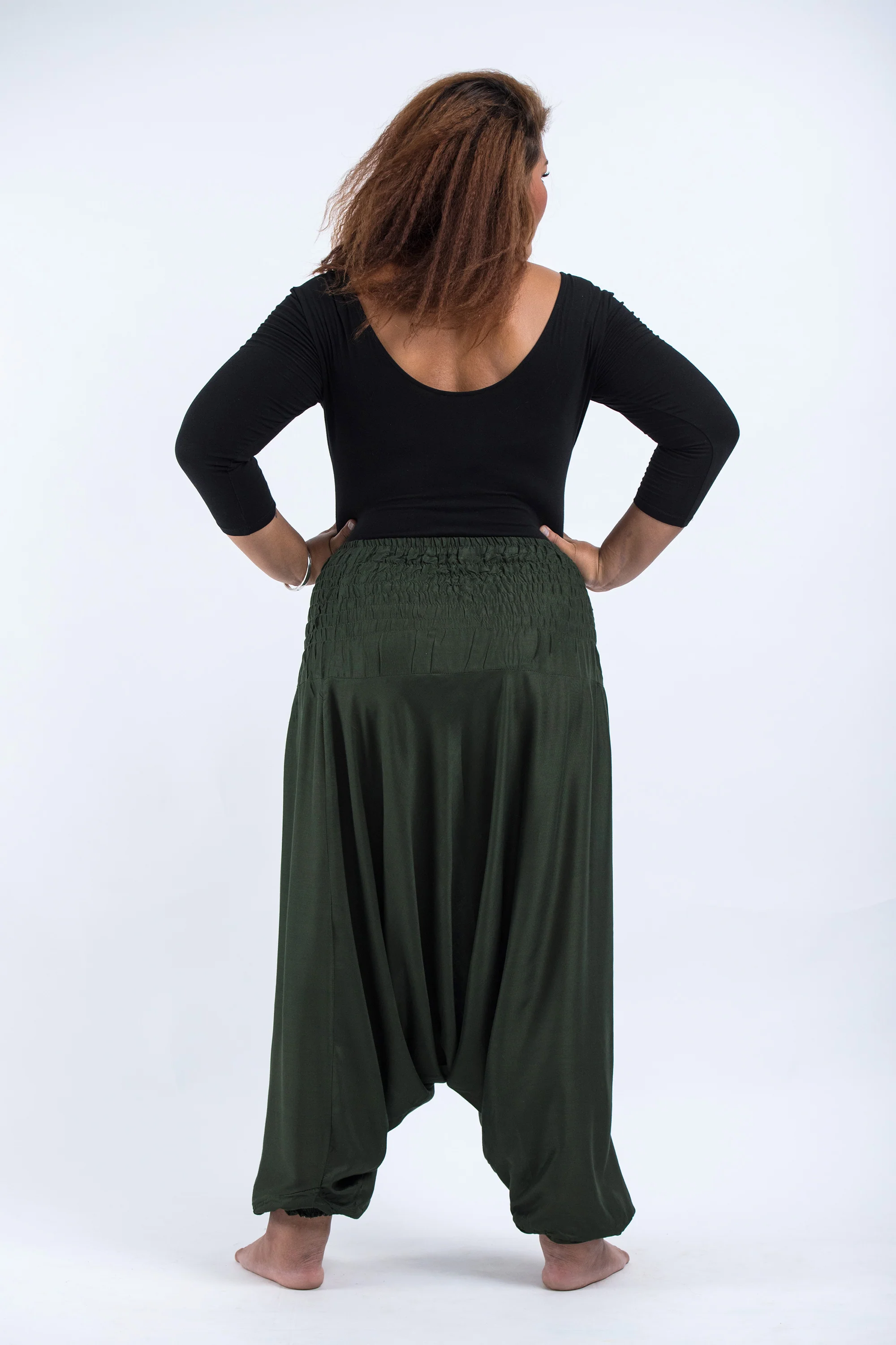 1504-Plus-Size-Solid-Color-2-in-1-Jumpsuit-Harem-Pants-in-Dark-green-4.webp Plus Size Solid Color 2-in-1 Jumpsuit Harem Pants in Dark green