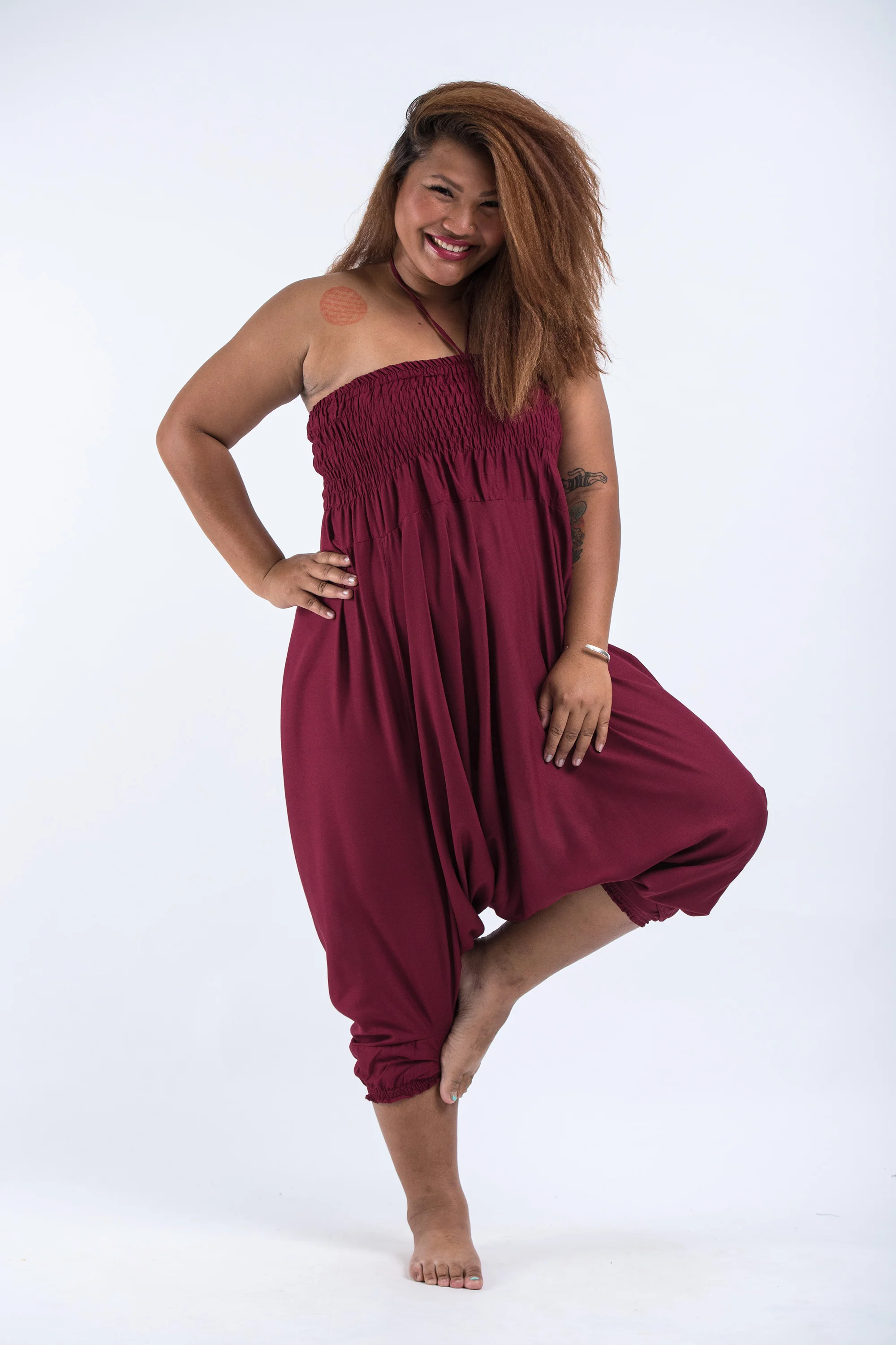 1527-Plus-Size-Solid-Color-2-in-1-Jumpsuit-Harem-Pants-in-Red-5.webp Plus Size Solid Color 2-in-1 Jumpsuit Harem Pants in Red