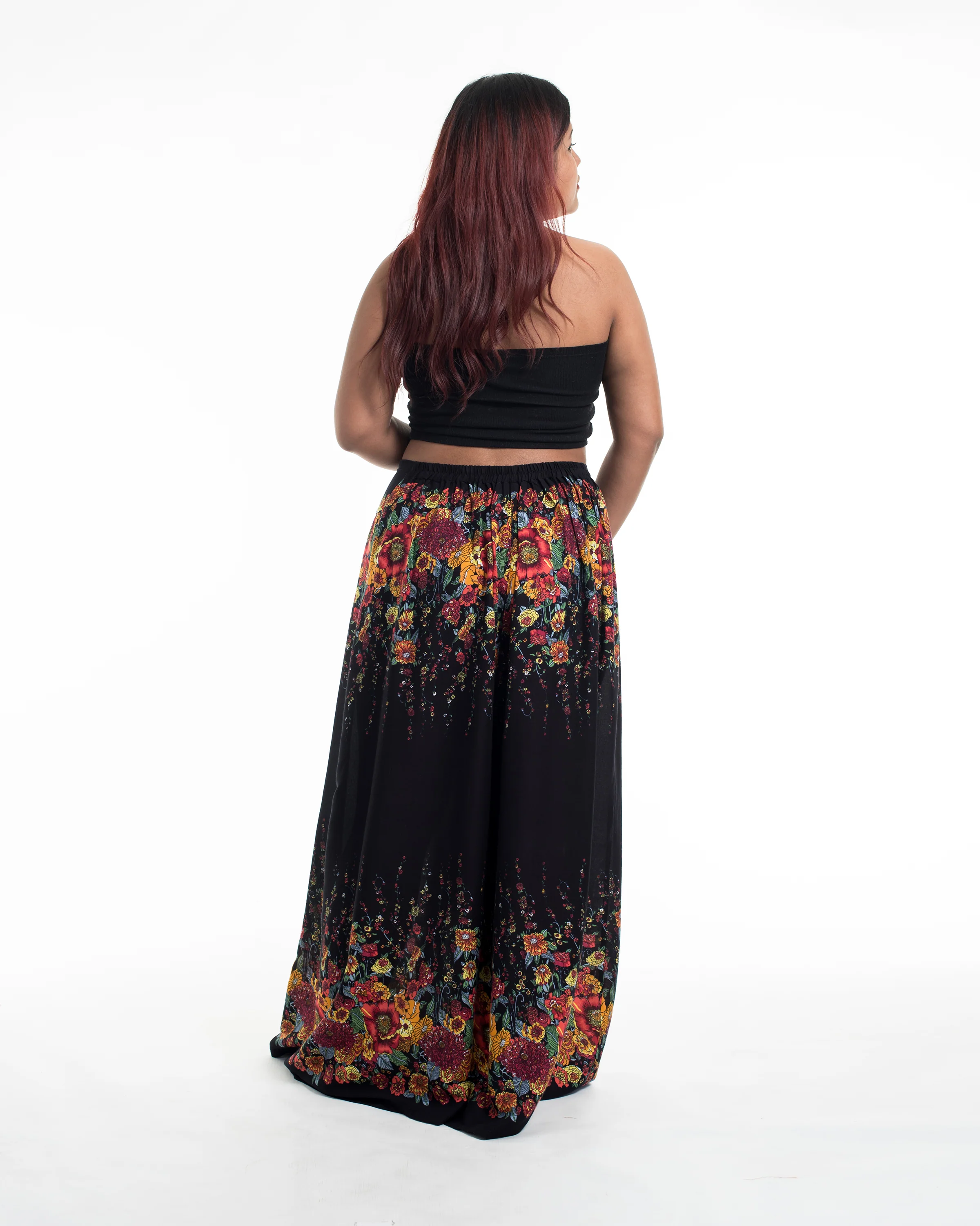 1554-Plus-Size-Floral-Palazzo-Style-Harem-Pants-in-Black-4.webp Plus Size Floral Palazzo Style Harem Pants in Black