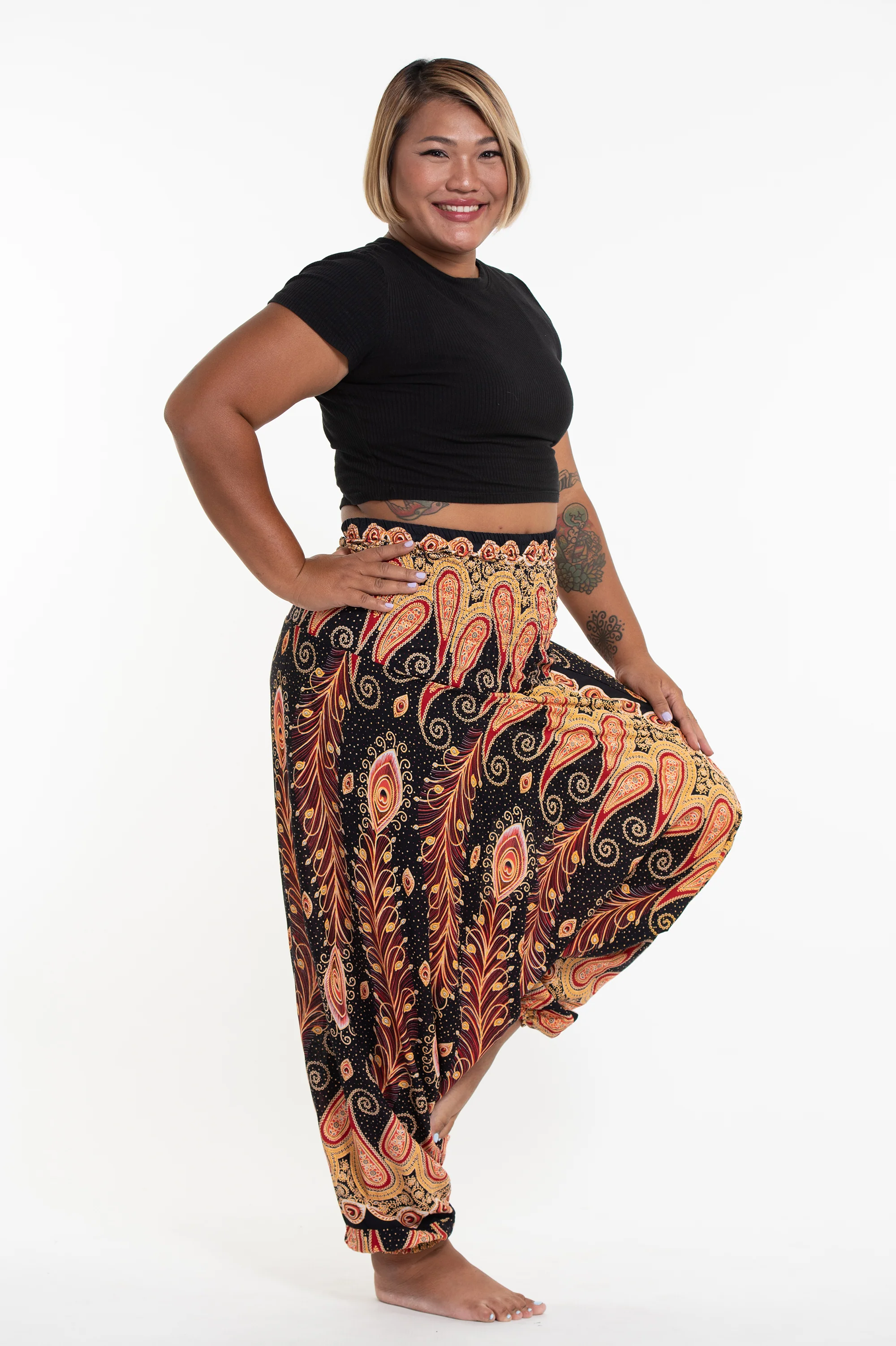 1559-Plus-Size-Peacock-Paisley-2-in-1-Jumpsuit-Harem-Pants-in-Black-3.webp Plus Size Peacock Paisley 2-in-1 Jumpsuit Harem Pants in Black