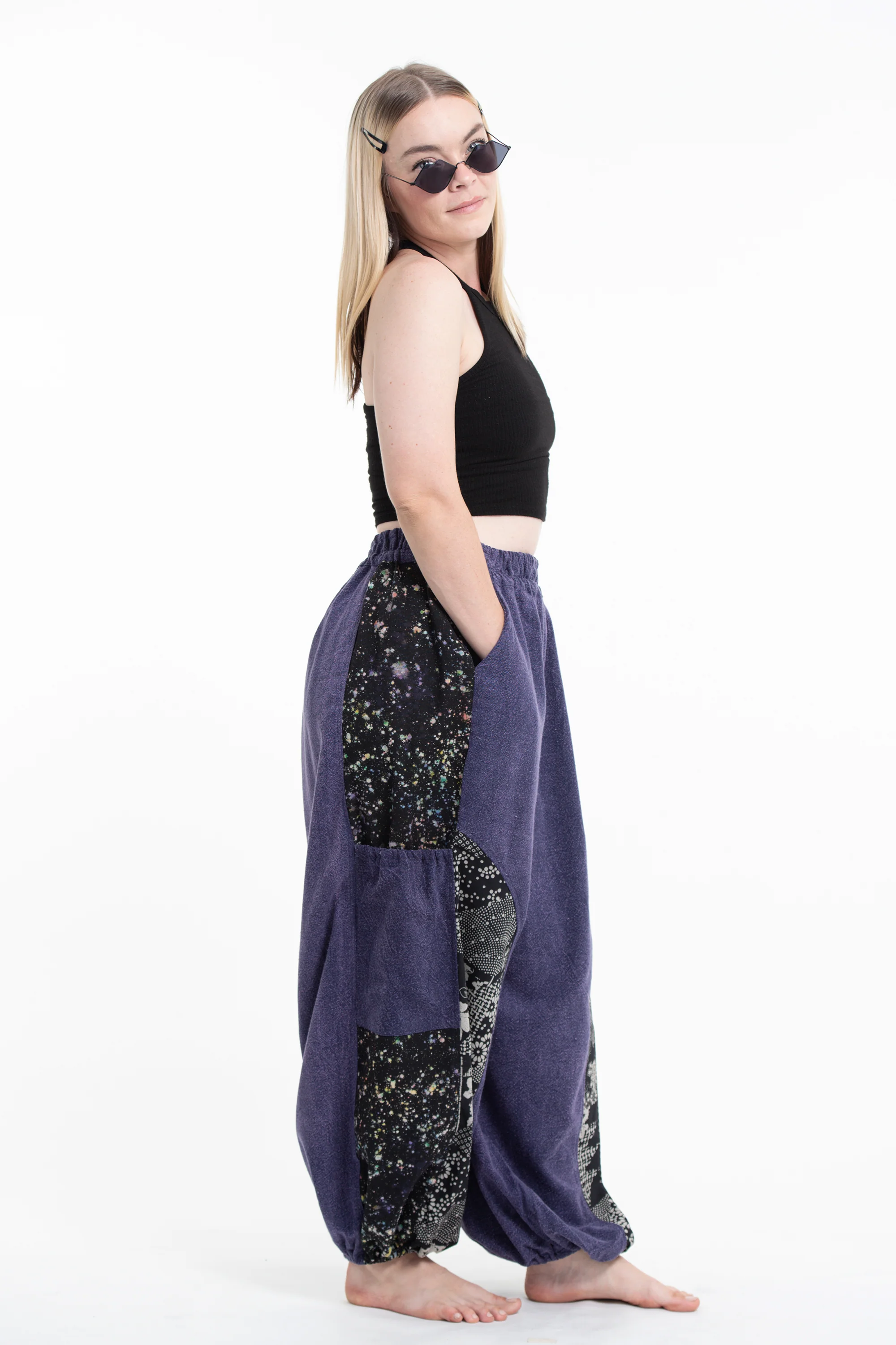 1569-Stone-Washed-Patchwork-Women-Unisex-Pants-in-Blue-3.webp Stone Washed Patchwork Women Unisex Pants in Blue