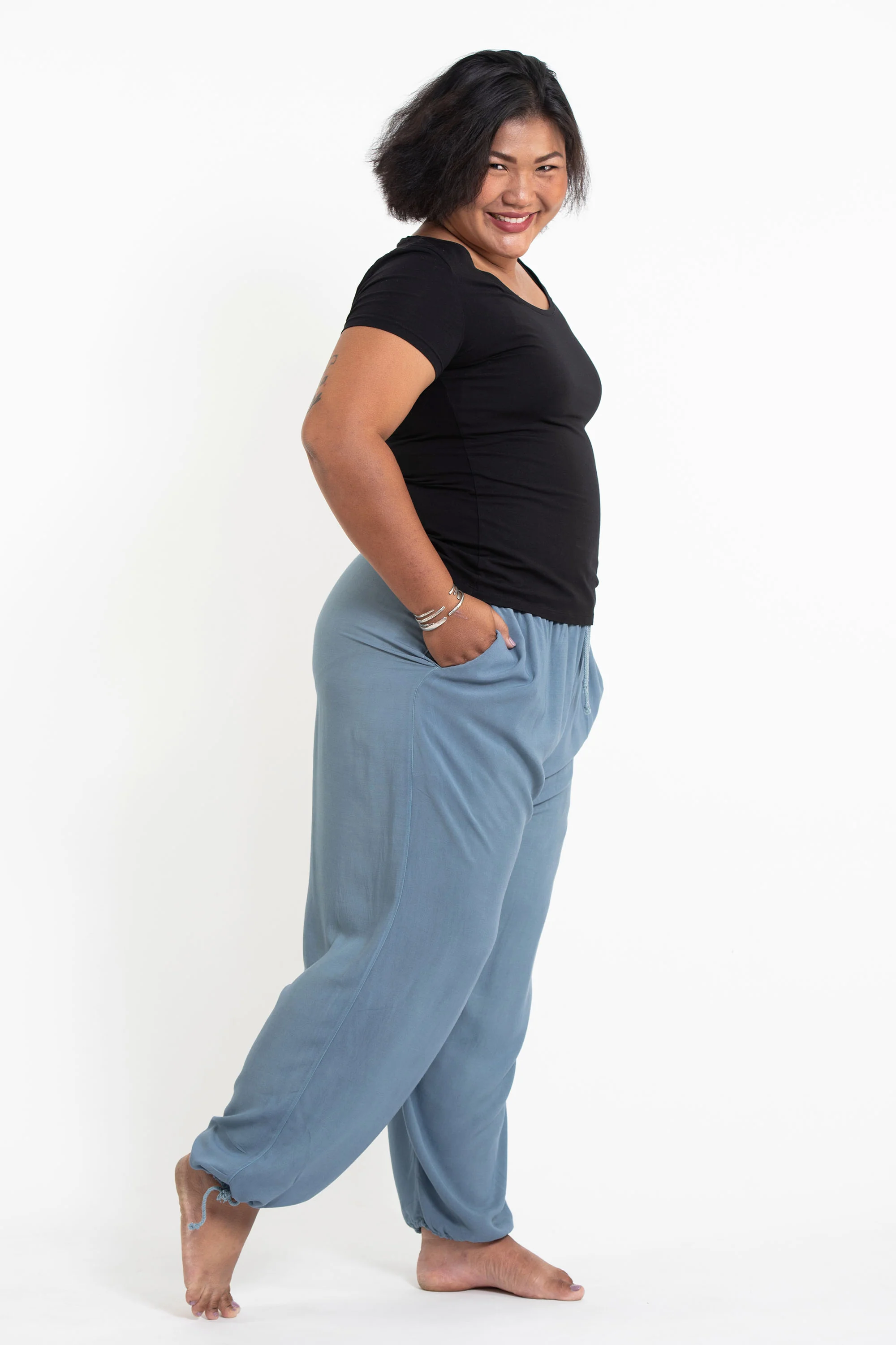 1583-Plus-Size-Solid-Color-Drawstring-Women-s-Yoga-Massage-Pants-in-Blue-Gray-3.webp Plus Size Solid Color Drawstring Women's Yoga Massage Pants in Blue Gray