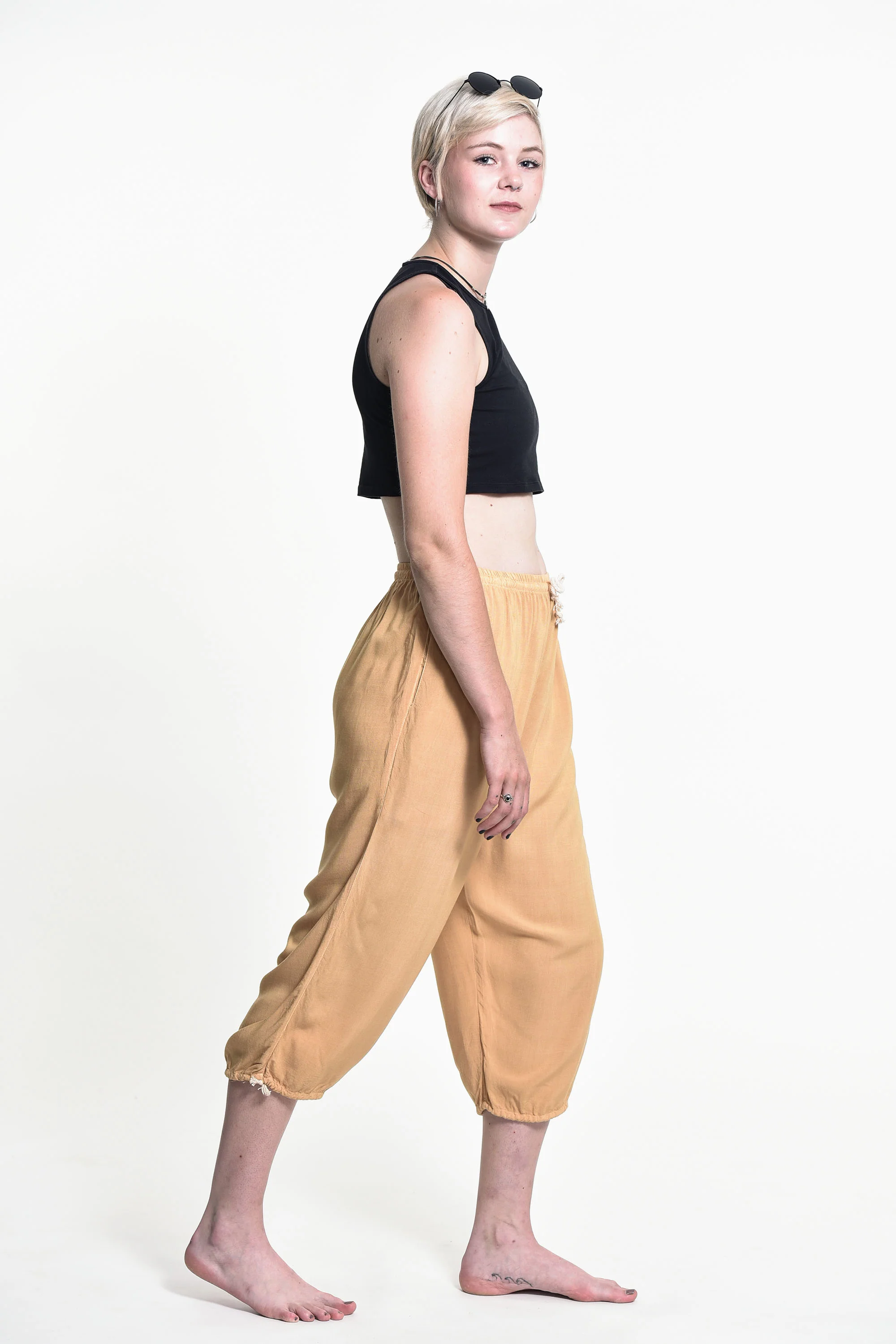 1640-Women-s-Drawstring-Yoga-Massage-Cropped-Pants-in-Cream-3.webp Women's Drawstring Yoga Massage Cropped Pants in Cream