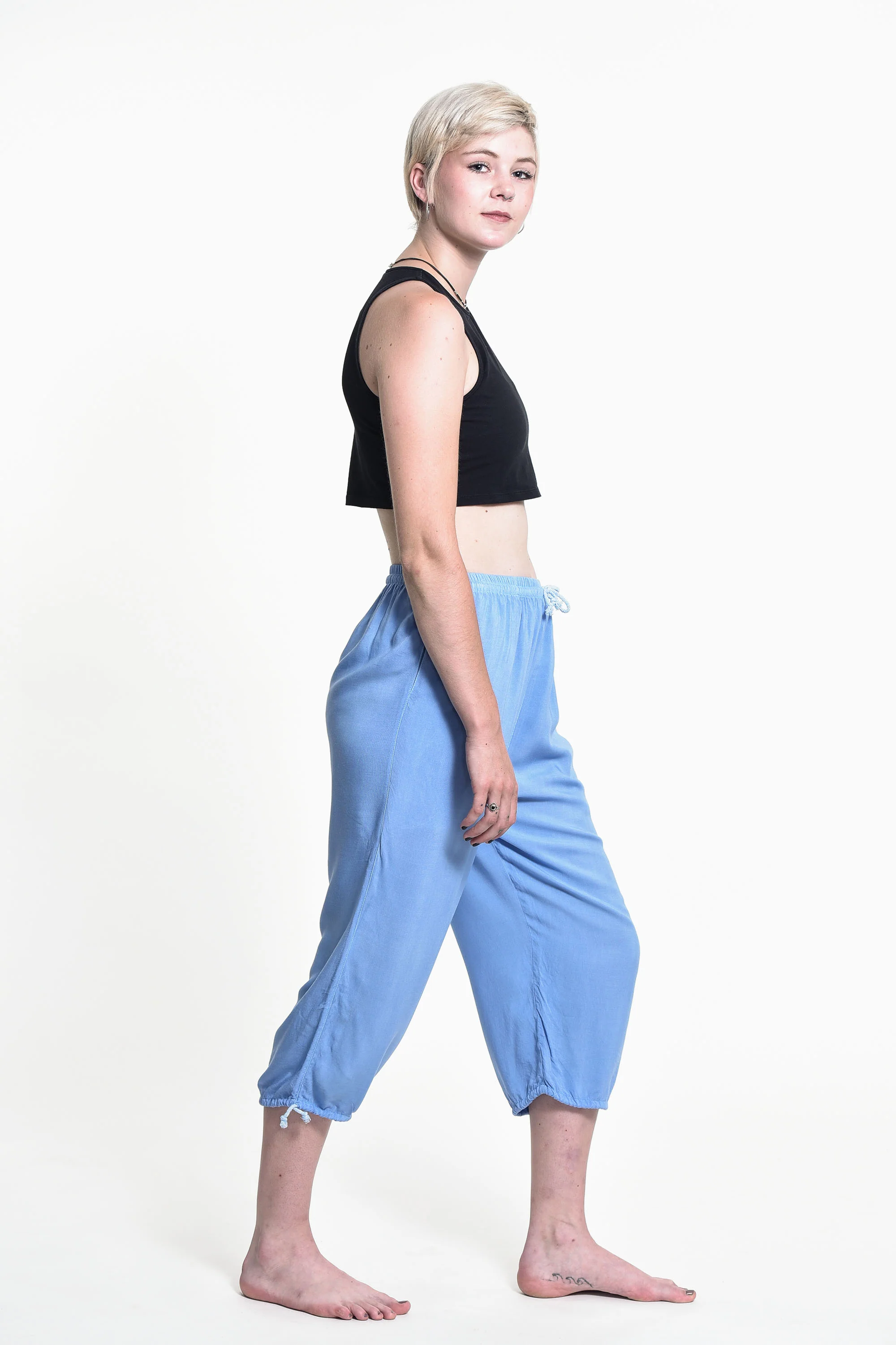 1650-Women-s-Drawstring-Yoga-Massage-Cropped-Pants-in-Blue-3.webp Women's Drawstring Yoga Massage Cropped Pants in Blue