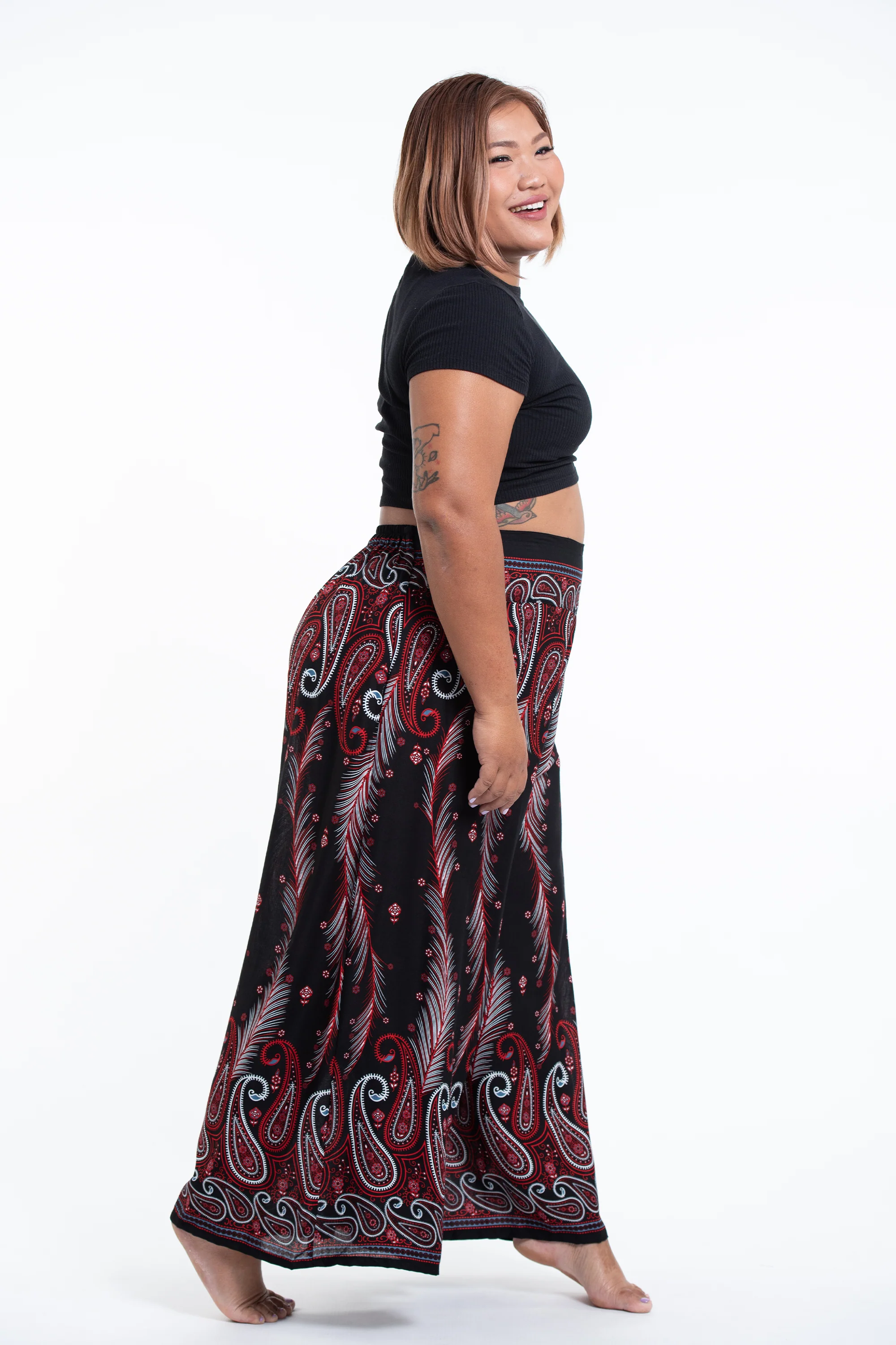 1672-Plus-Size-Paisley-Feathers-Palazzo-Style-Harem-Pants-in-Black-3.webp Plus Size Paisley Feathers Palazzo Style Harem Pants in Black