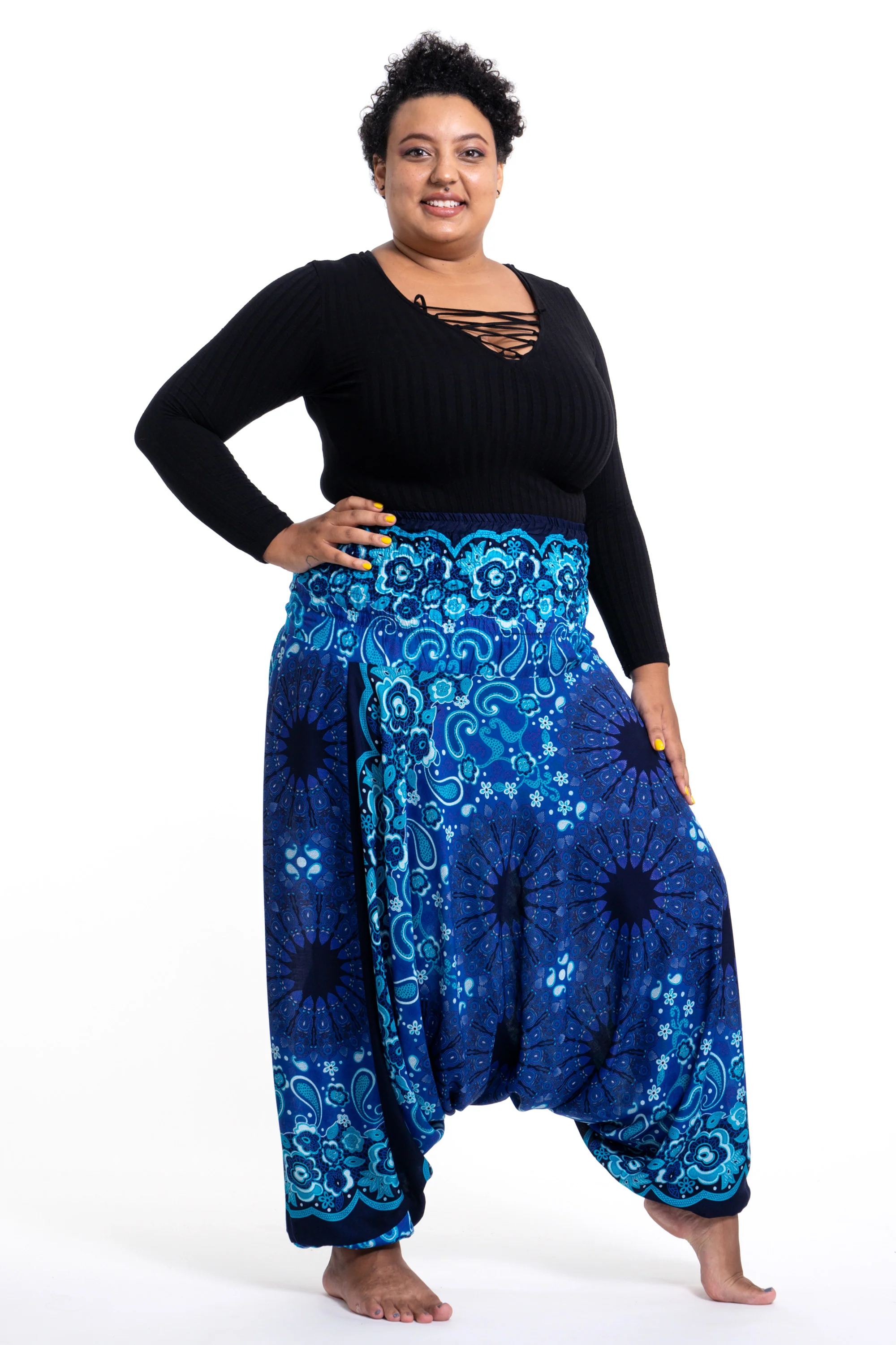 1695-Plus-Size-Paisley-Mandalas-2-in-1-Jumpsuit-Harem-Pants-in-Blue-3.webp Plus Size Paisley Mandalas 2-in-1 Jumpsuit Harem Pants in Blue