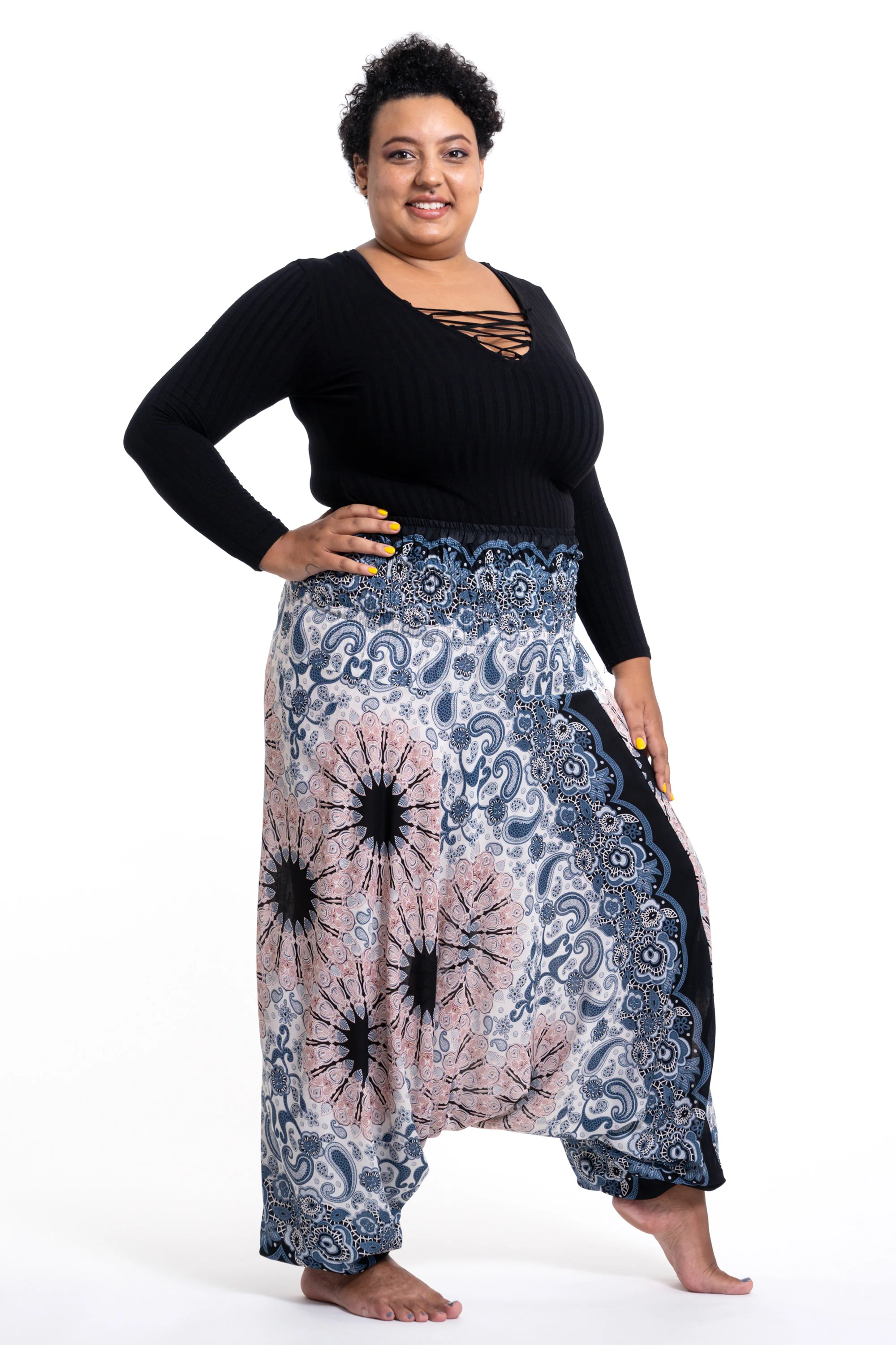 1719-Plus-Size-Paisley-Mandalas-2-in-1-Jumpsuit-Harem-Pants-in-Silver-Gray-3.webp Plus Size Paisley Mandalas 2-in-1 Jumpsuit Harem Pants in Silver Gray