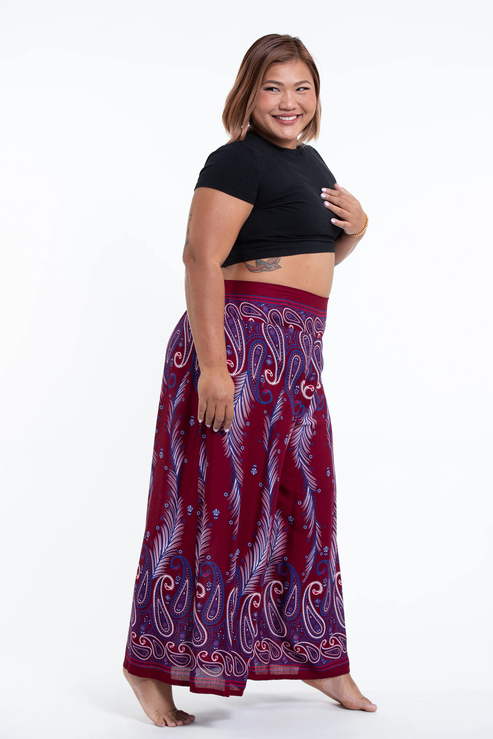 1755-Plus-Size-Paisley-Feathers-Palazzo-Style-Harem-Pants-in-Red-3.webp Plus Size Paisley Feathers Palazzo Style Harem Pants in Red
