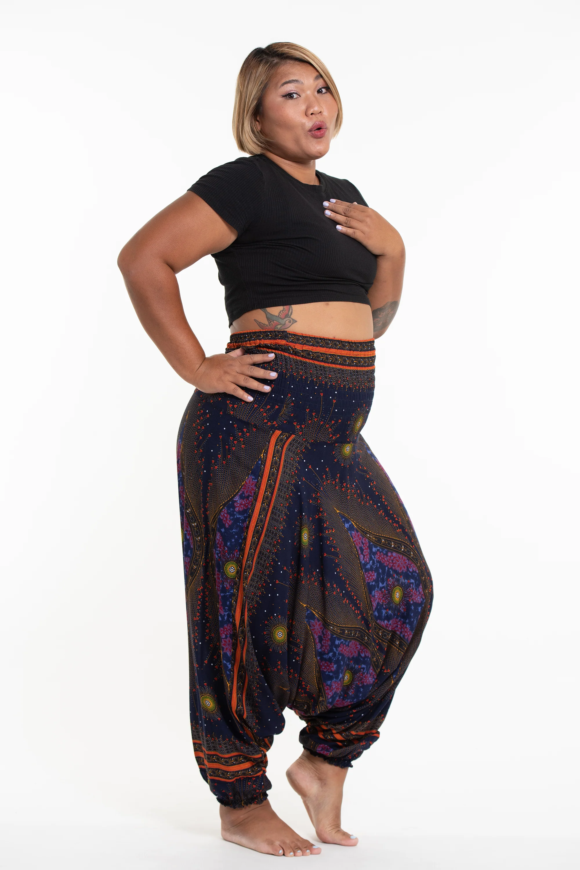 1777-Plus-Size-Peacock-Eyes-2-in-1-Jumpsuit-Harem-Pants-in-Navy-3.webp Plus Size Peacock Eyes 2-in-1 Jumpsuit Harem Pants in Navy