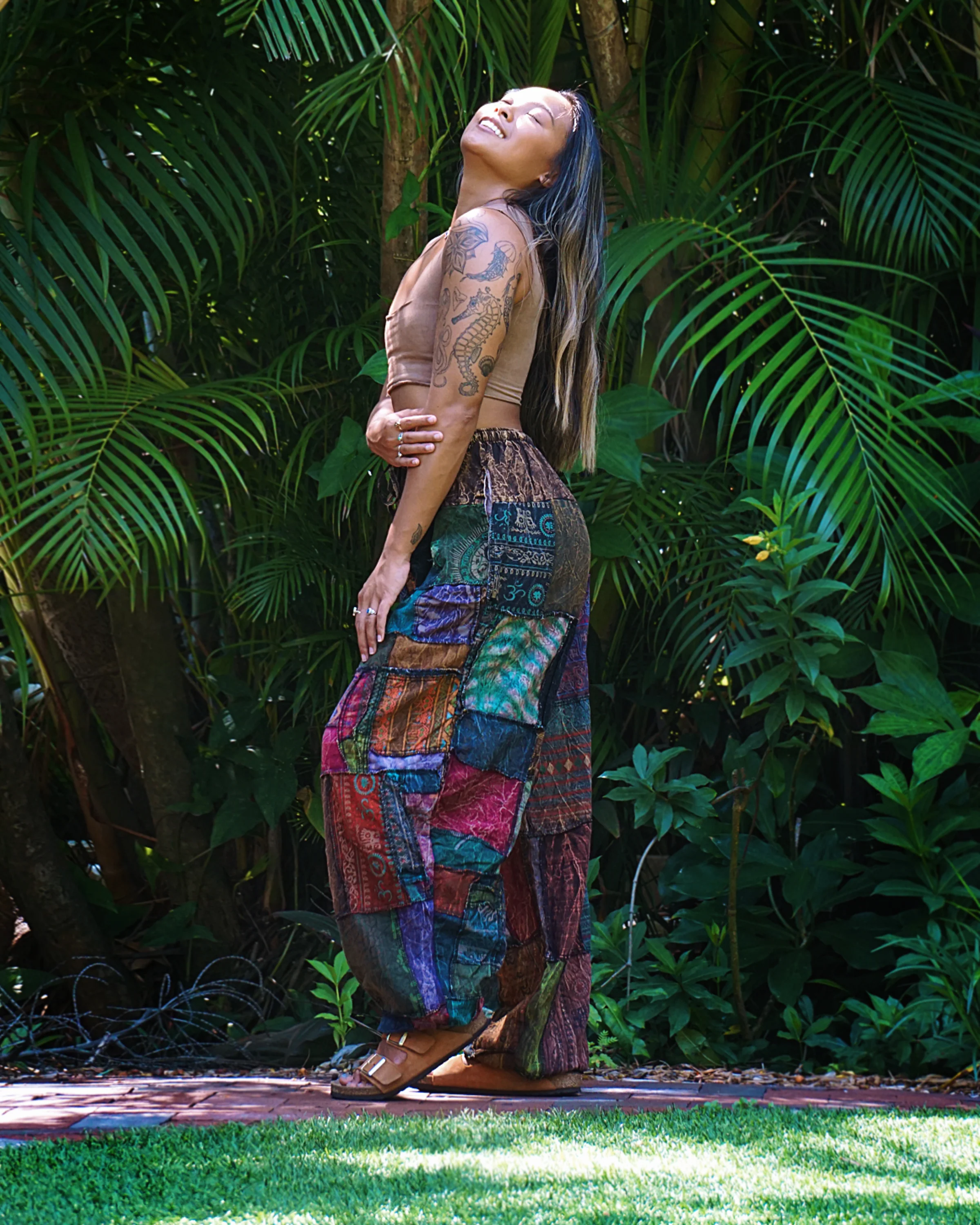 1814-Women-s-Patchwork-Stone-Washed-Balloon-Cotton-Pants-in-Brown-3.webp Women's Patchwork Stone Washed Balloon Cotton Pants in Brown