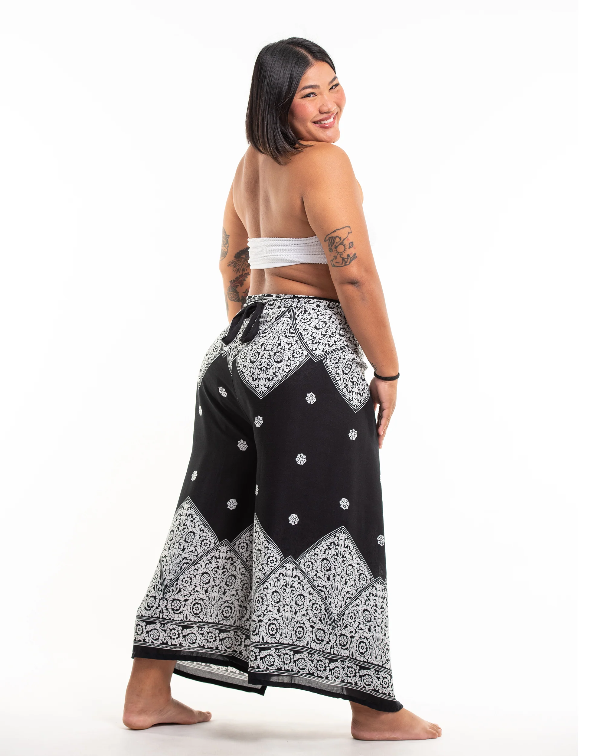 1838-Plus-Size-Blooming-Vines-Wrap-Palazzo-Style-Harem-Pants-in-Black-3.webp Plus Size Blooming Vines Wrap Palazzo Style Harem Pants in Black