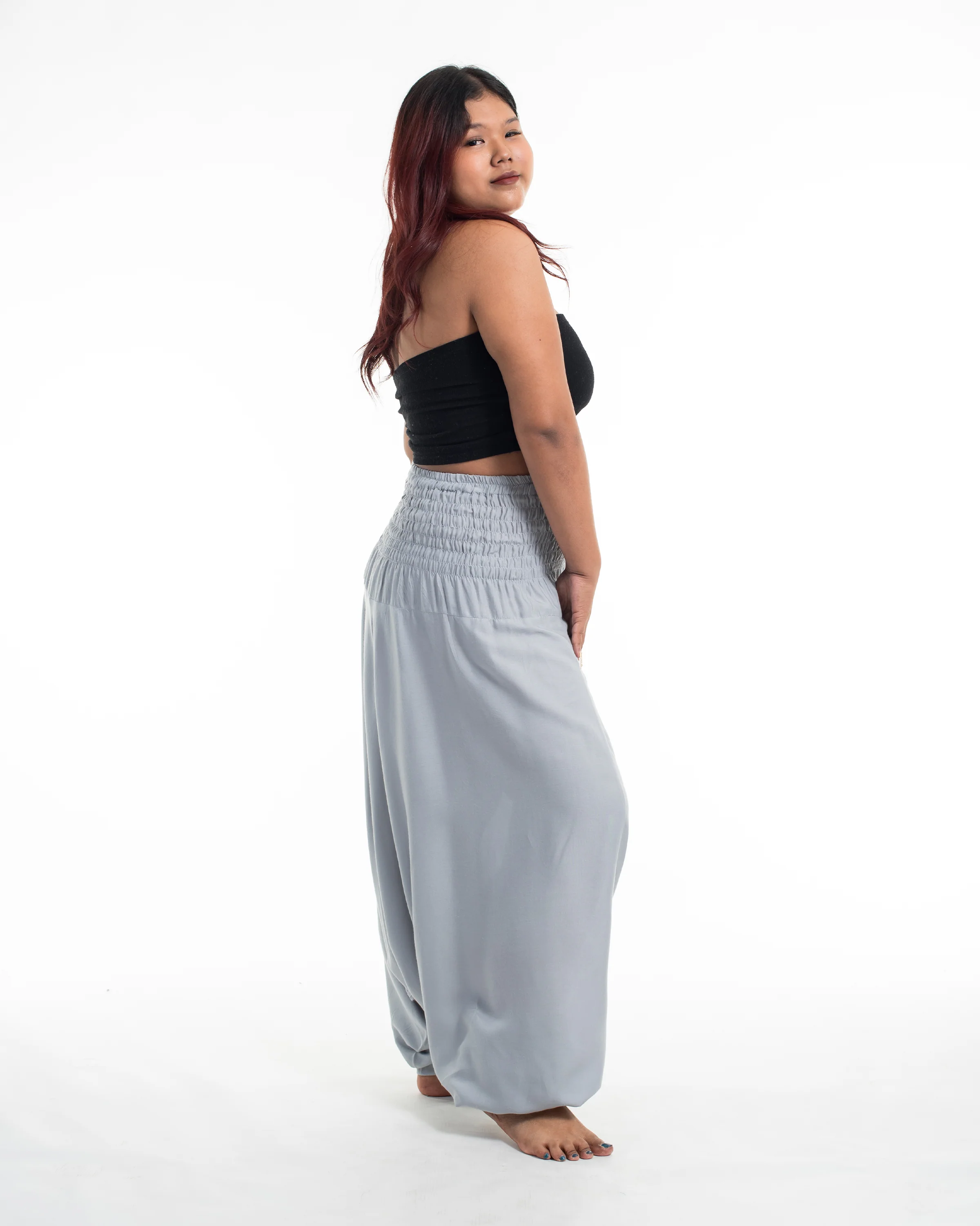 1864-Plus-Size-Solid-Color-2-in-1-Jumpsuit-Harem-Pants-in-Light-Gray-3.webp Plus Size Solid Color 2-in-1 Jumpsuit Harem Pants in Light Gray