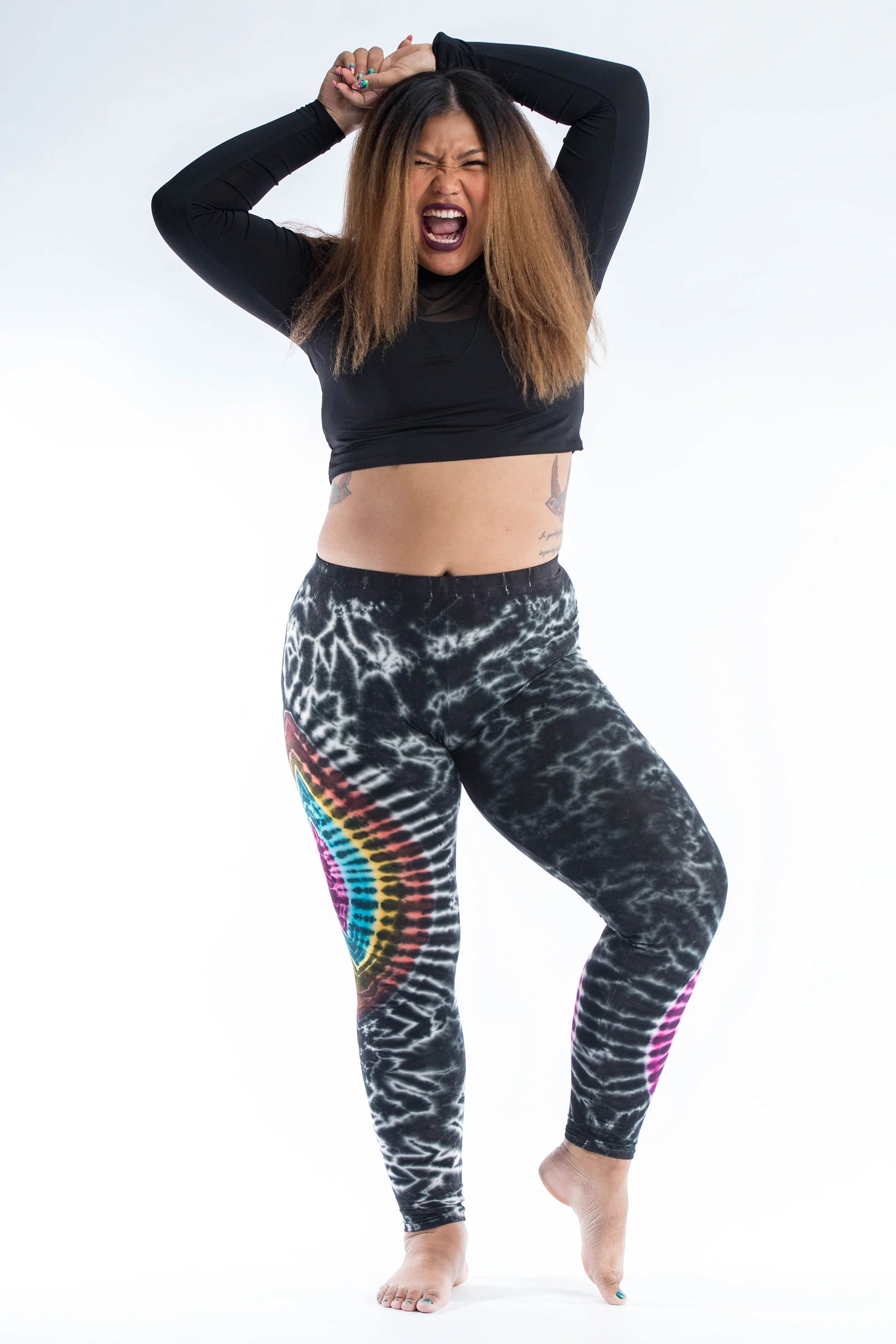Plus Size Oval Swirls Tie Dye Cotton Leggings in Festival Black