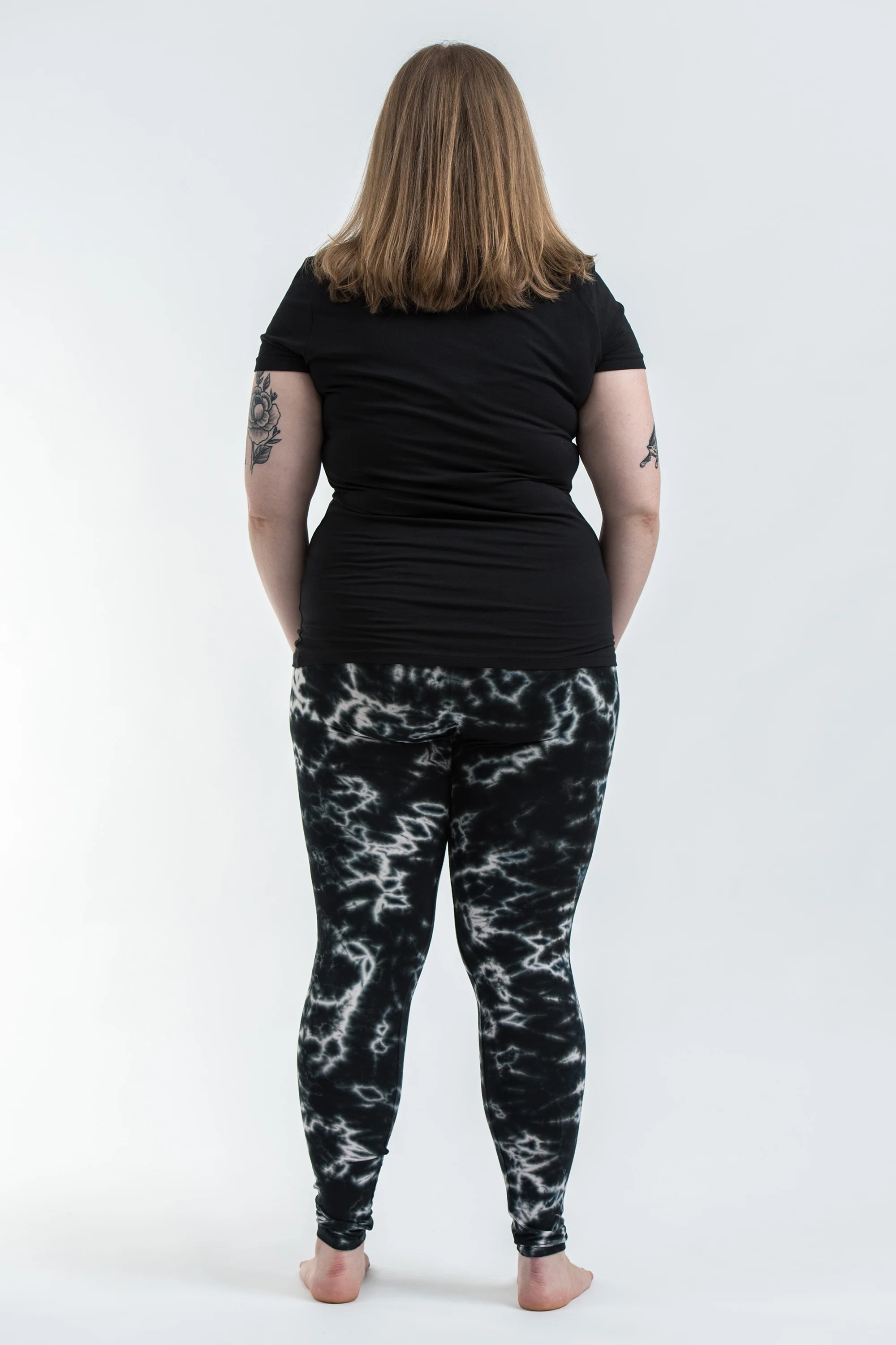 1912-Plus-Size-Marble-Tie-Dye-Cotton-Leggings-in-Black-4.webp Plus Size Marble Tie Dye Cotton Leggings in Black