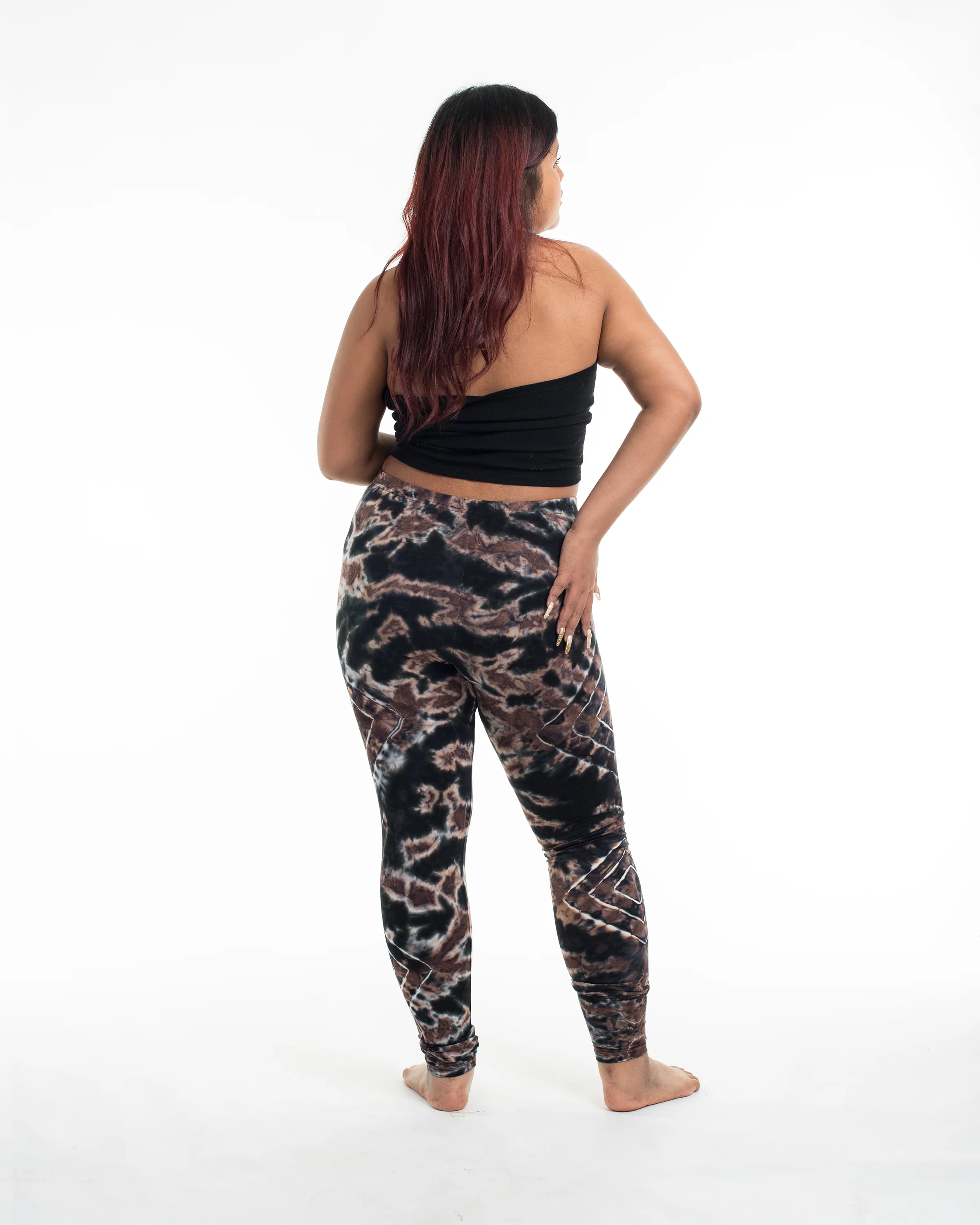 1913-Plus-Size-Diamond-Tie-Dye-Cotton-Leggings-in-Brown-4.webp Plus Size Diamond Tie Dye Cotton Leggings in Brown