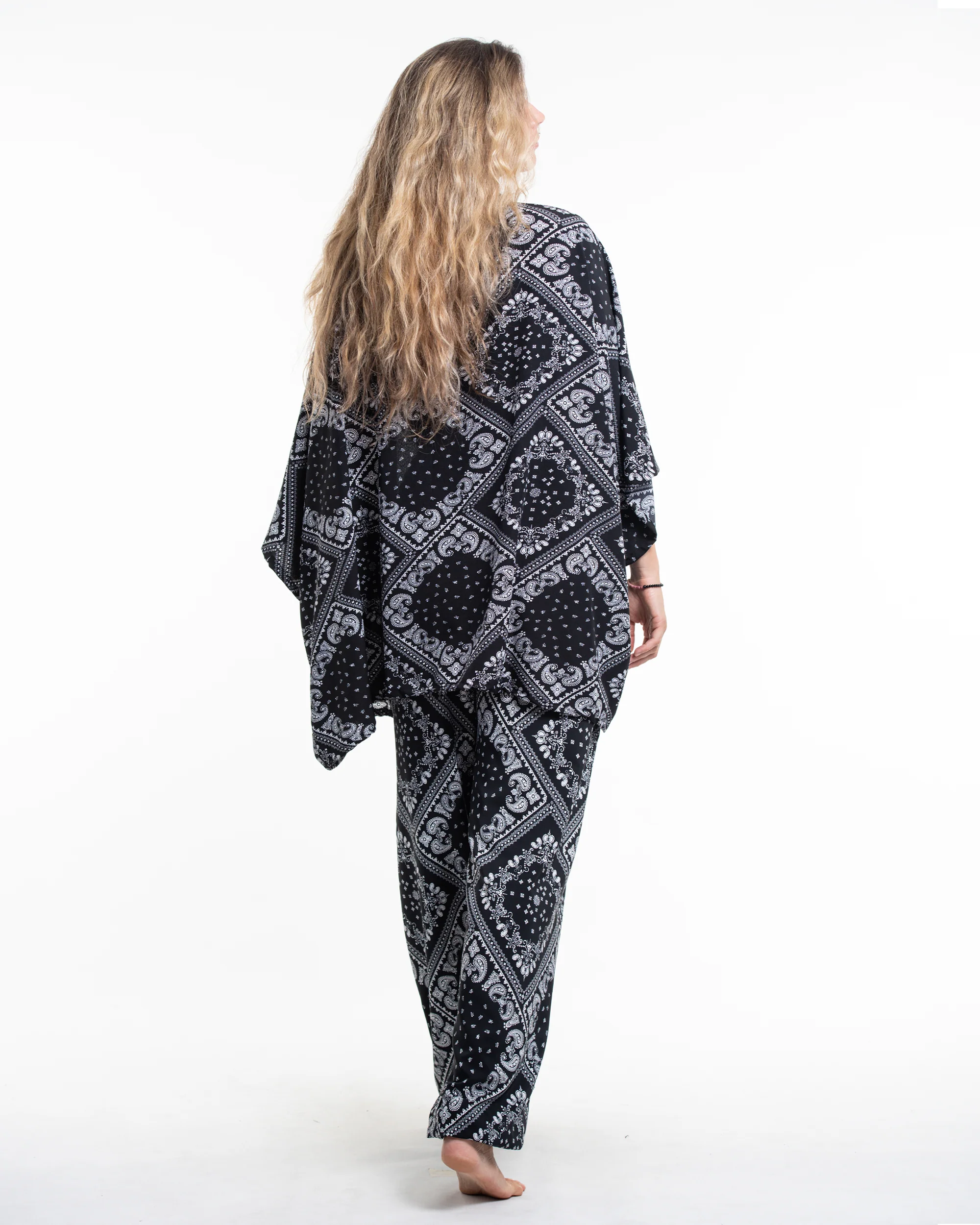 1920-Patchwork-Paisley-Kimono-Cardigan-in-Black-6.webp Patchwork Paisley Kimono Cardigan in Black