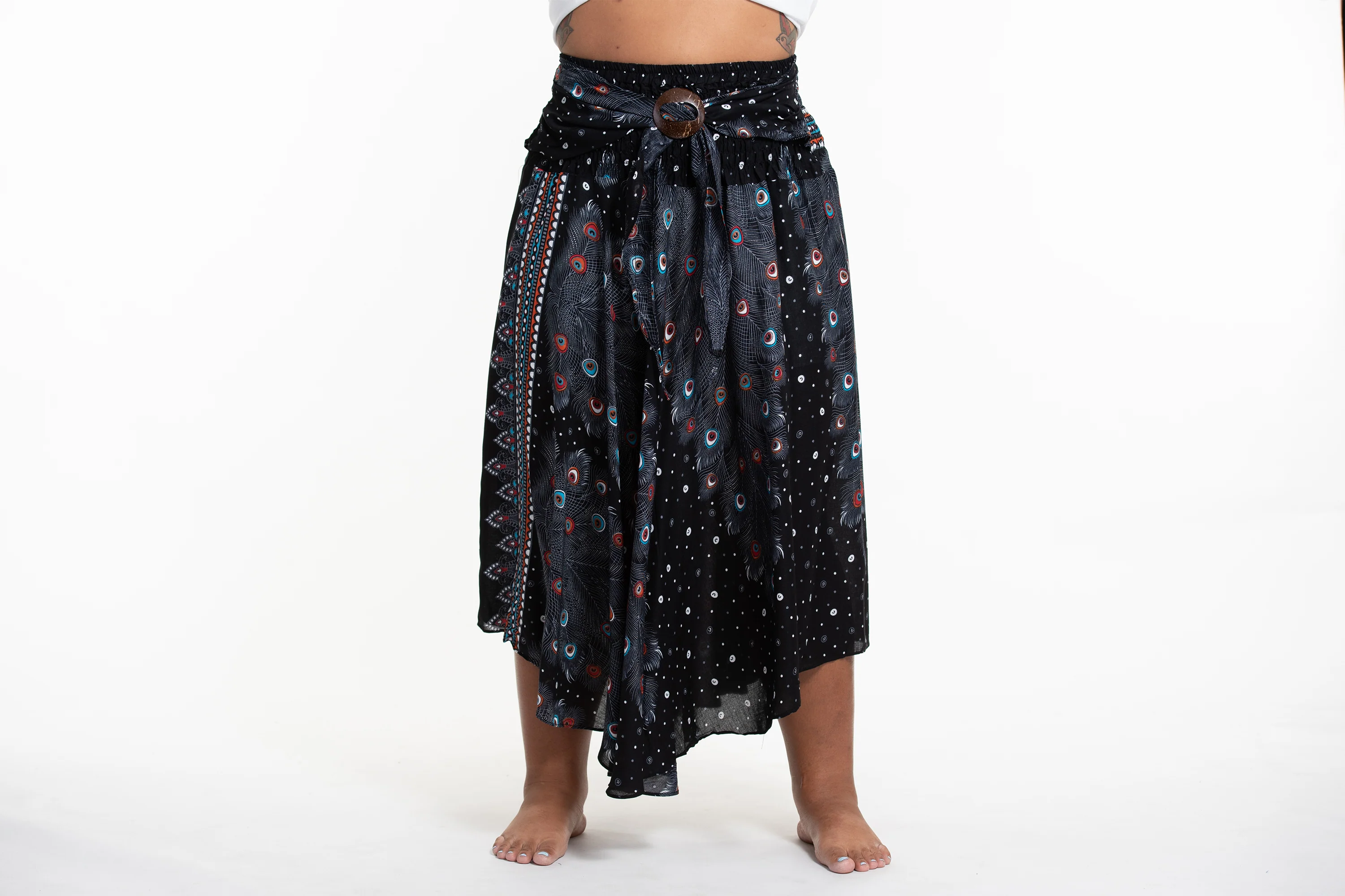 Plus Size Peacock Handkerchief Midi Skirt in Black