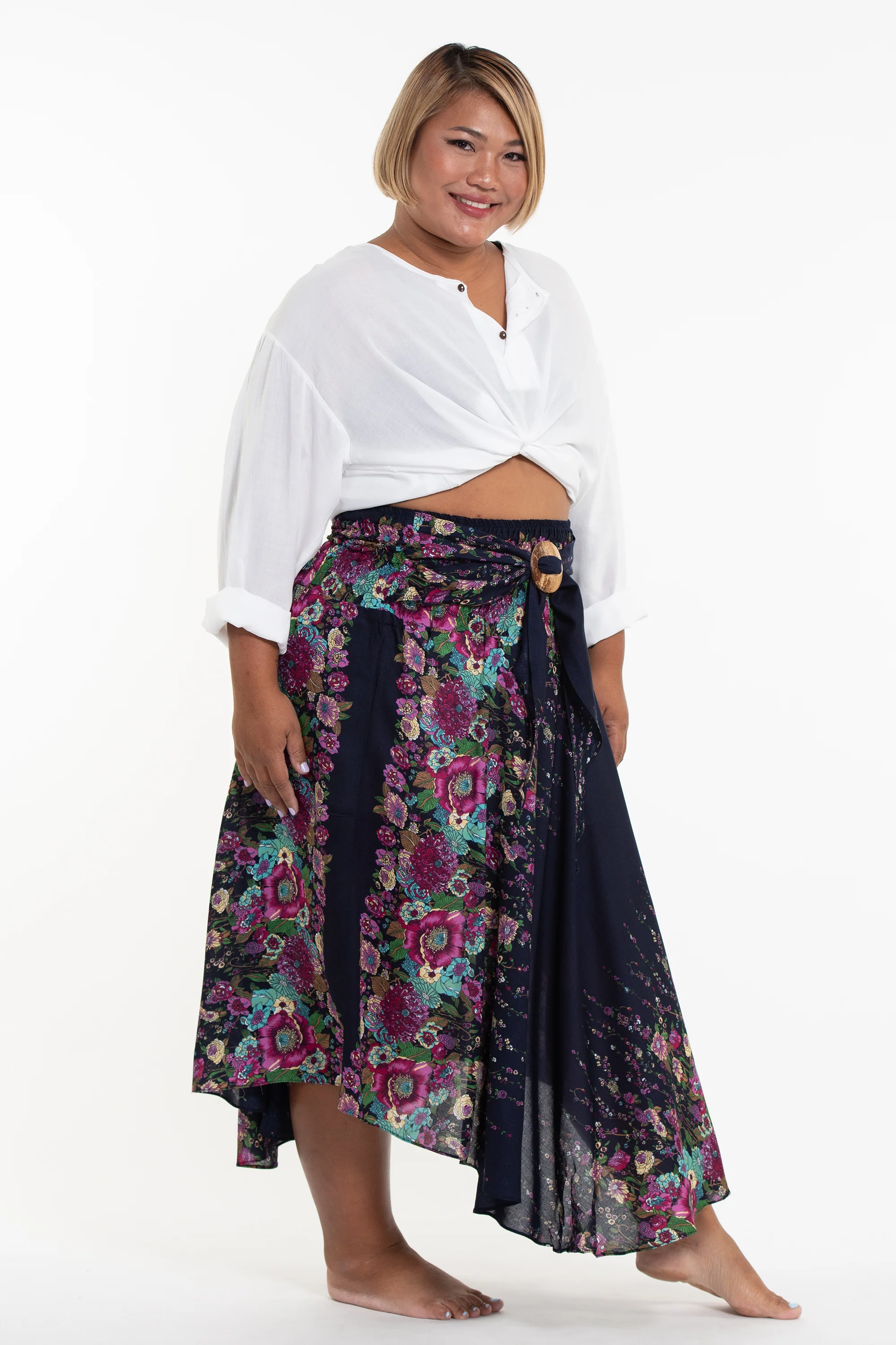 1926-Plus-Size-Floral-Handkerchief-Midi-Skirt-in-Blue-3.webp Plus Size Floral Handkerchief Midi Skirt in Blue