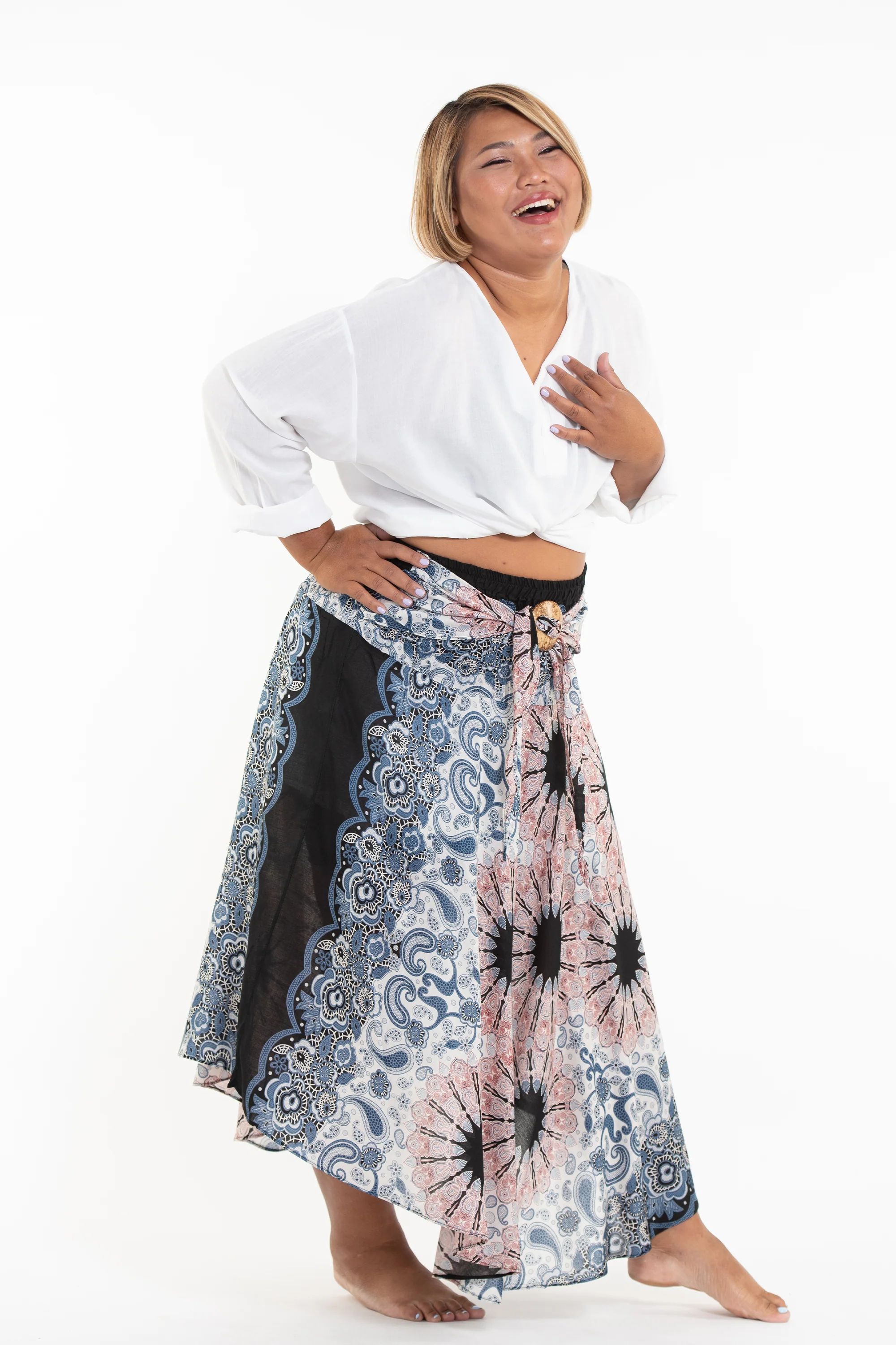 1931-Plus-Size-Paisley-Mandalas-Handkerchief-Midi-Skirt-in-Silver-Gray-3.webp Plus Size Paisley Mandalas Handkerchief Midi Skirt in Silver Gray