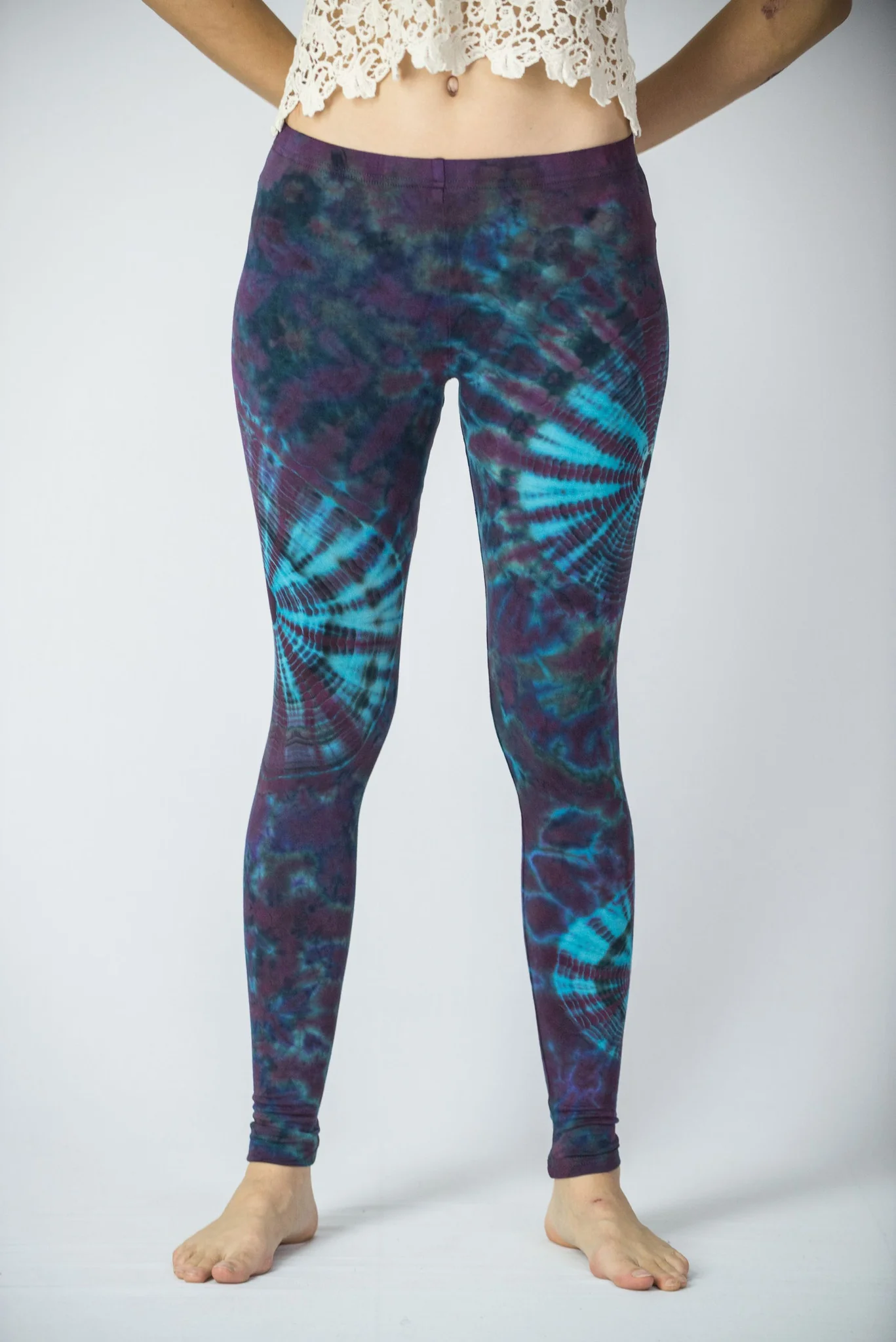 Swirls Tie Dye Cotton Leggings in Indigo