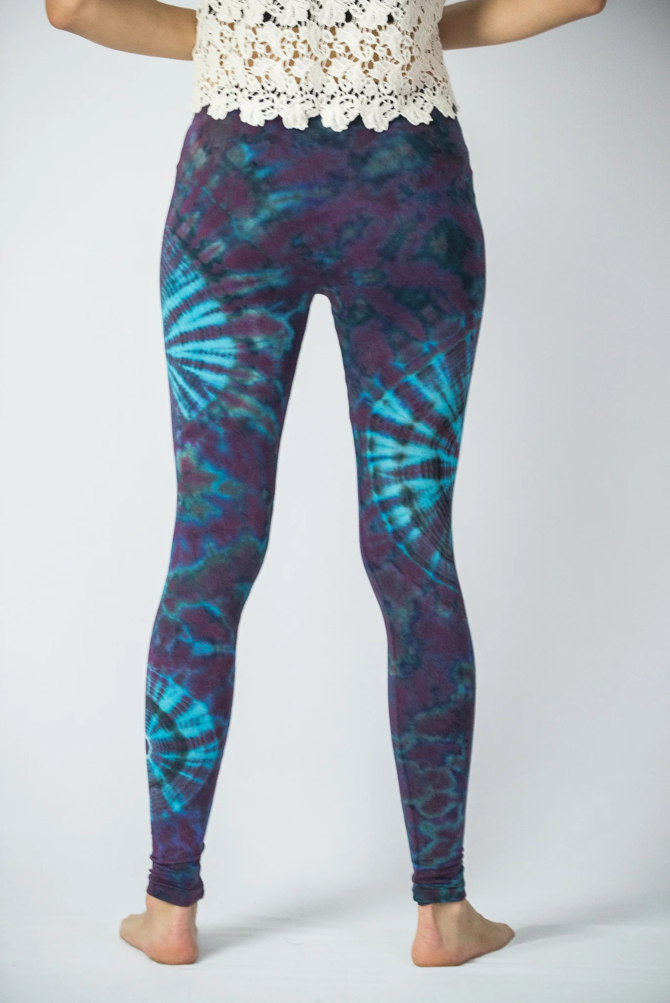 1982-Swirls-Tie-Dye-Cotton-Leggings-in-Indigo-4.webp Swirls Tie Dye Cotton Leggings in Indigo