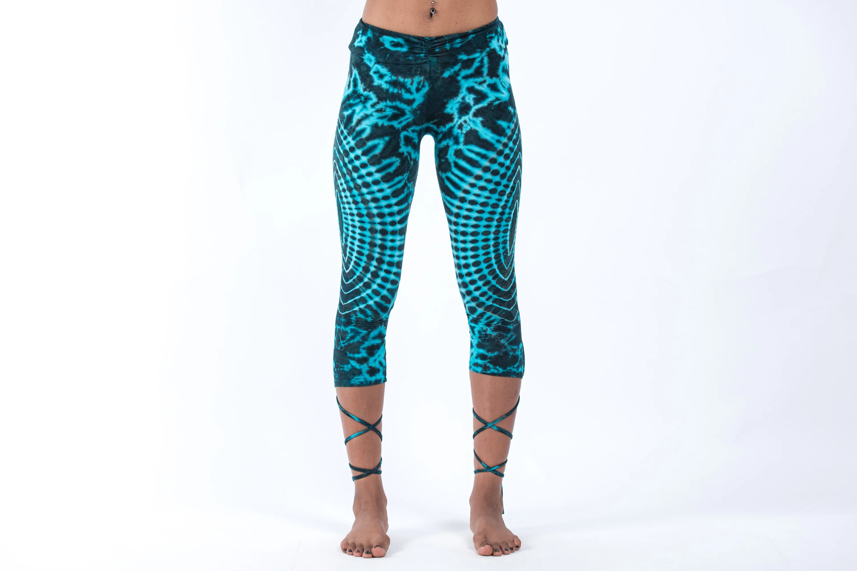 Oval Swirls Tie Dye Cotton Capri Leggings in Blue