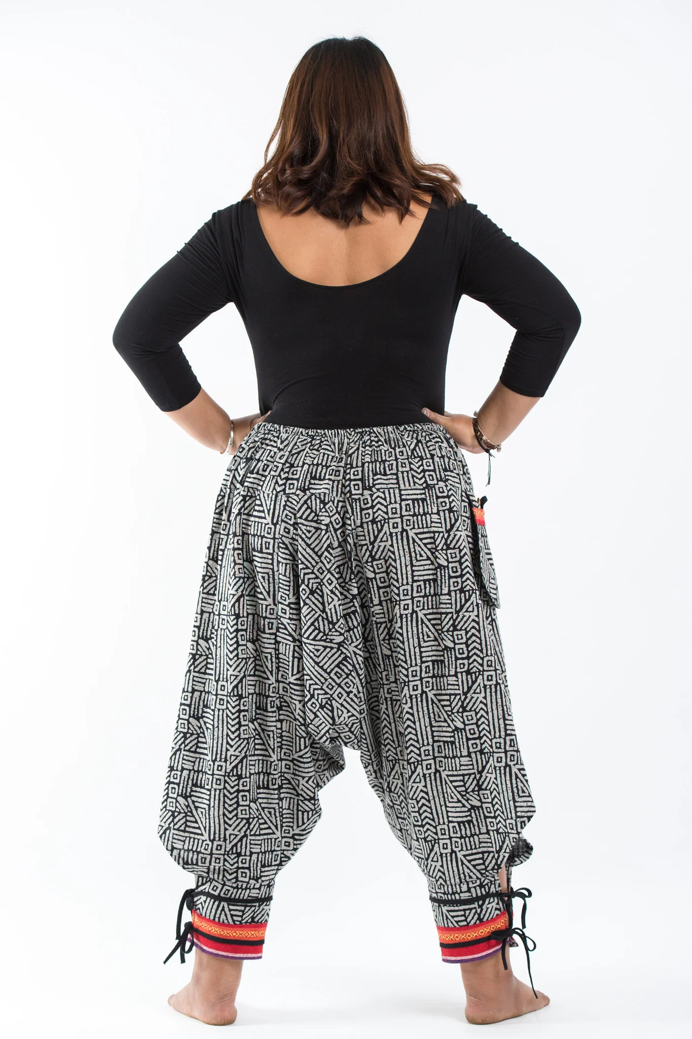 2310-Plus-Size-Woven-Prints-Thai-Hill-Tribe-Fabric-Women-Harem-Pants-with-Ankle-Straps-in-Black-4.webp Plus Size Woven Prints Thai Hill Tribe Fabric Women Harem Pants with Ankle Straps in Black