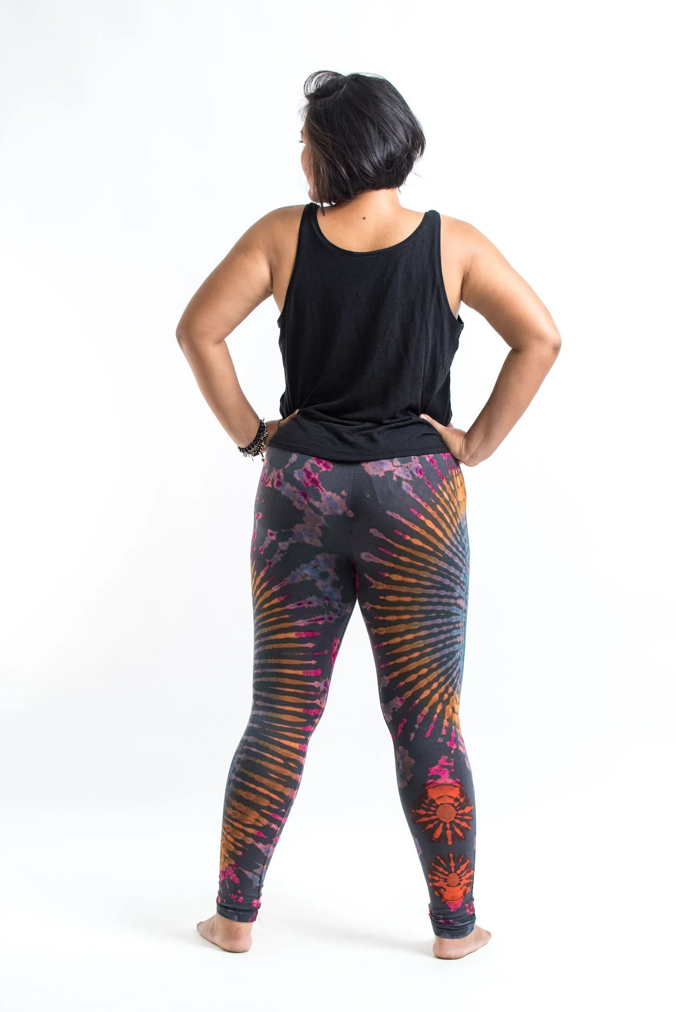 2399-PLUS-SIZE-Tie-Dye-Leggings-in-Festival-Gray-4.webp PLUS SIZE Tie Dye Leggings in Festival Gray