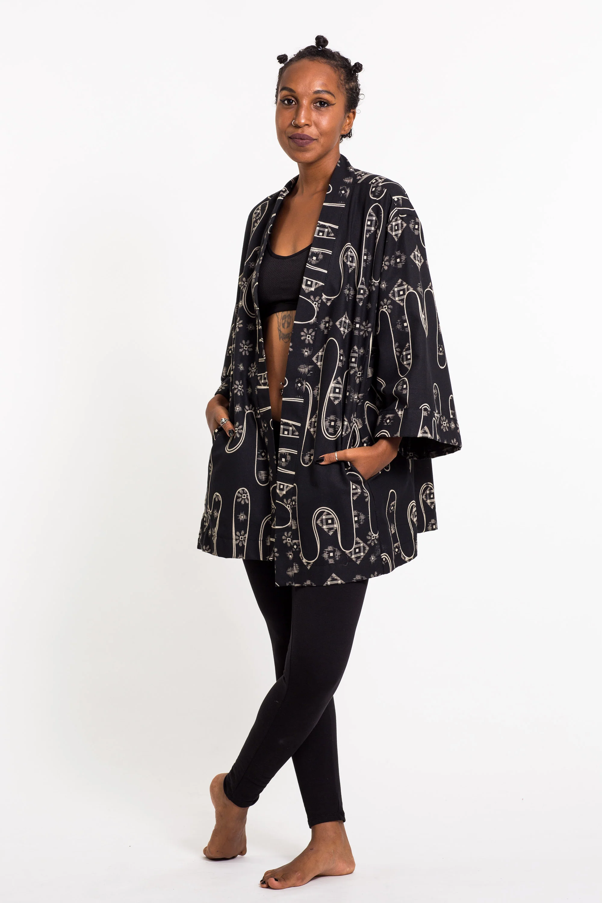 2404-Japanese-Print-Cotton-Kimono-Cardigan-in-Black-4.webp Japanese Print Cotton Kimono Cardigan in Black