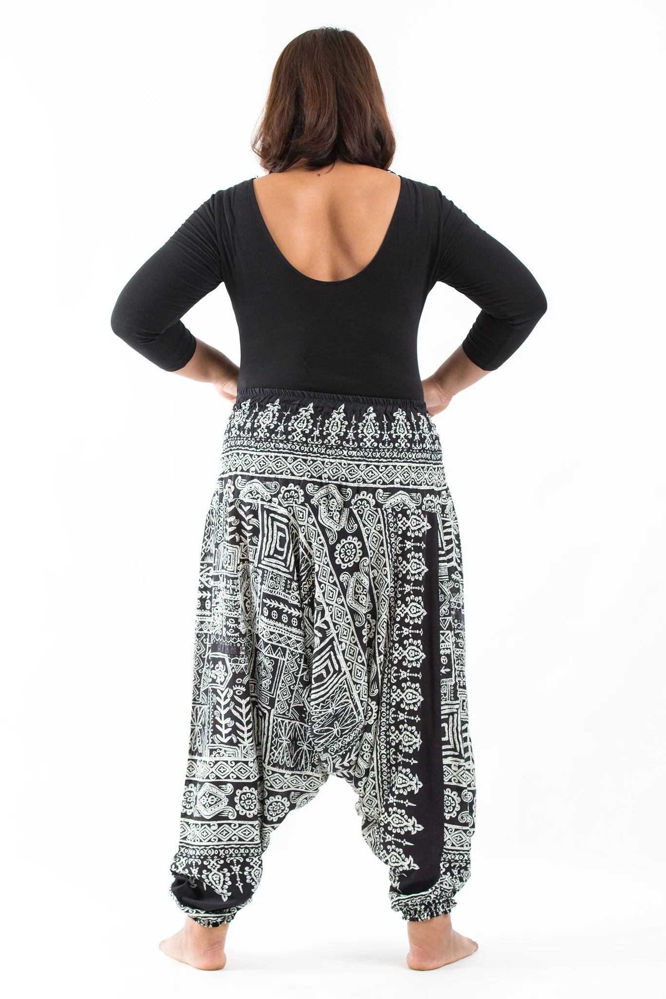 2415-Plus-Size-Tribal-Prints-2-in-1-Jumpsuit-Harem-Pants-in-Black-4.webp Plus Size Tribal Prints 2-in-1 Jumpsuit Harem Pants in Black