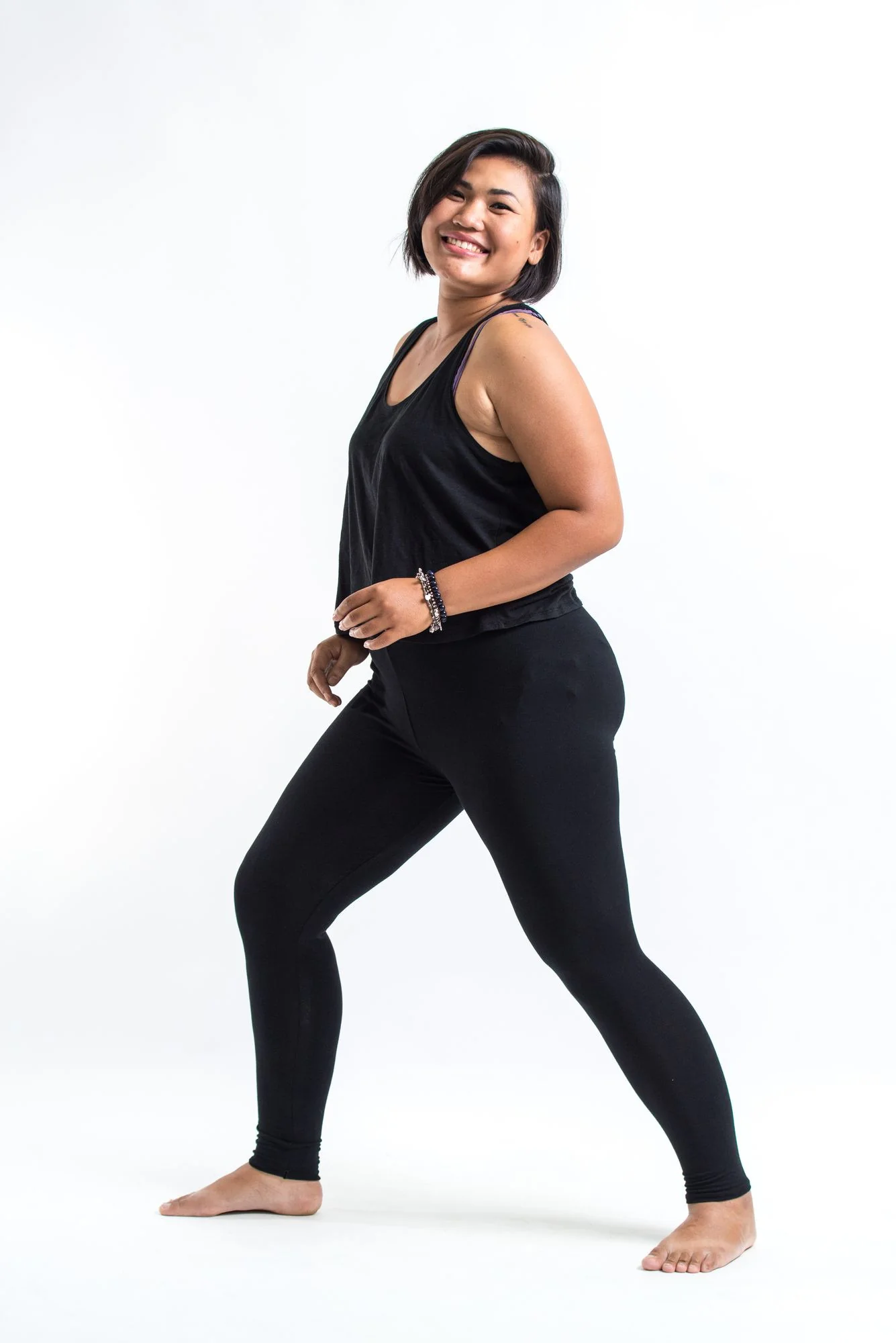 2423-PLUS-SIZE-Solid-Color-Leggings-in-Black-3.webp PLUS SIZE Solid Color Leggings in Black