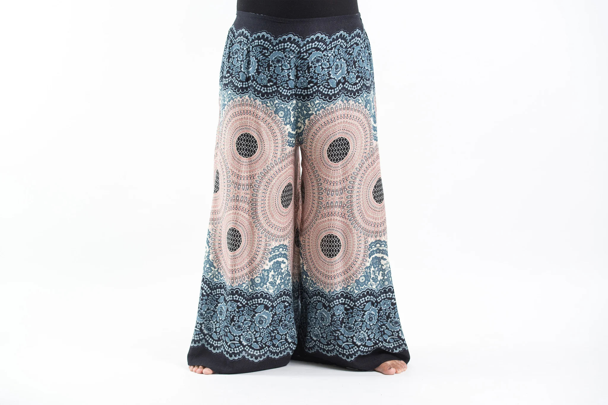 Plus Size Geometric Mandalas Palazzo Style Harem Pants in Silver Gray