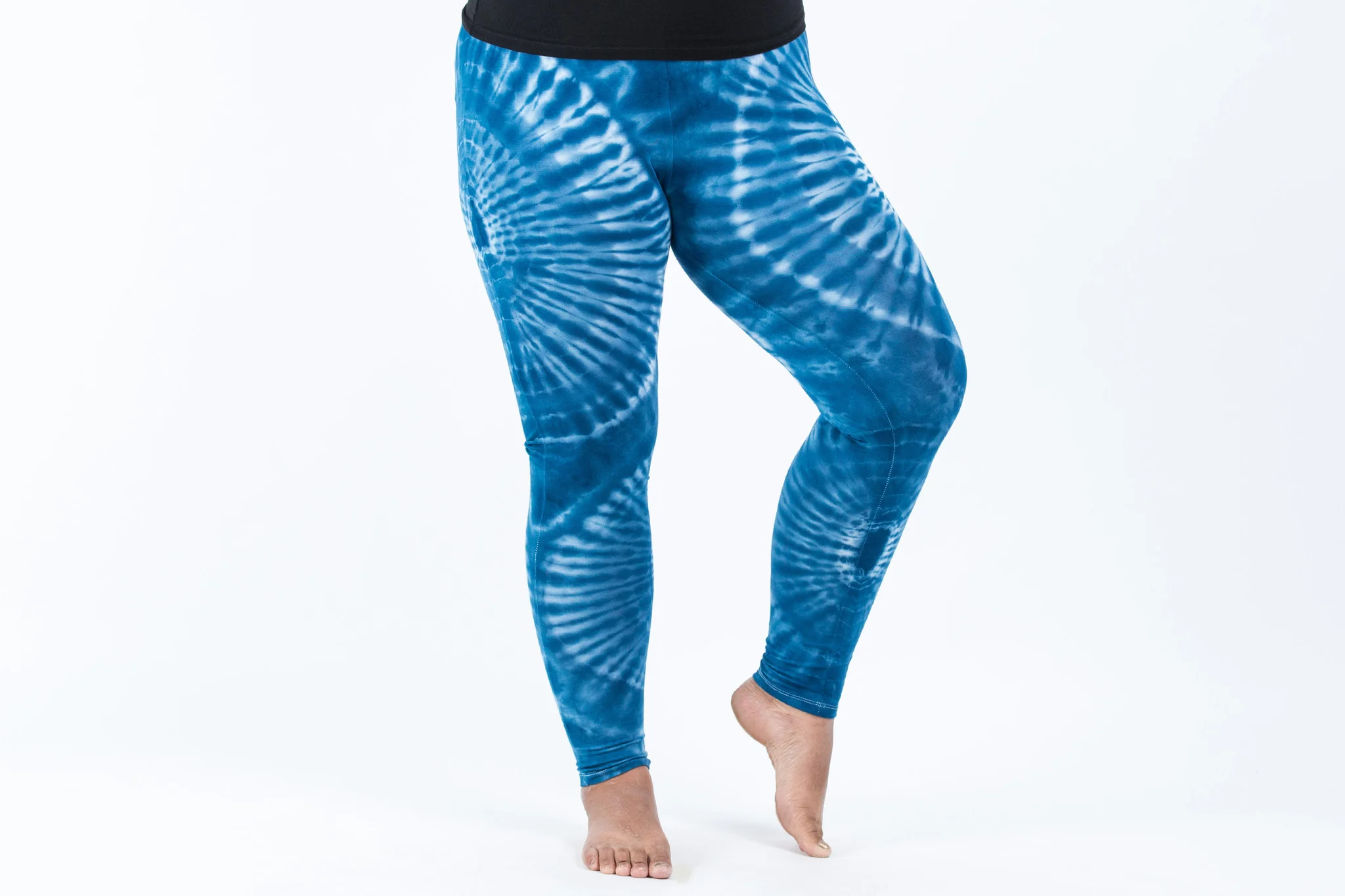 2473-PLUS-SIZE-Tie-Dye-Leggings-in-White-Blue-2.webp PLUS SIZE Tie Dye Leggings in White Blue