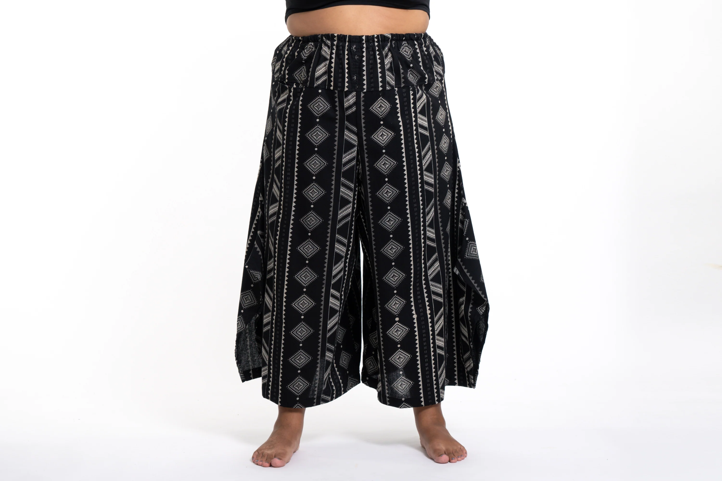 2490-Plus-Size-Diamonds-Women-s-Cotton-Palazzo-Pants-in-Black-2.webp Plus Size Diamonds Women's Cotton Palazzo Pants in Black