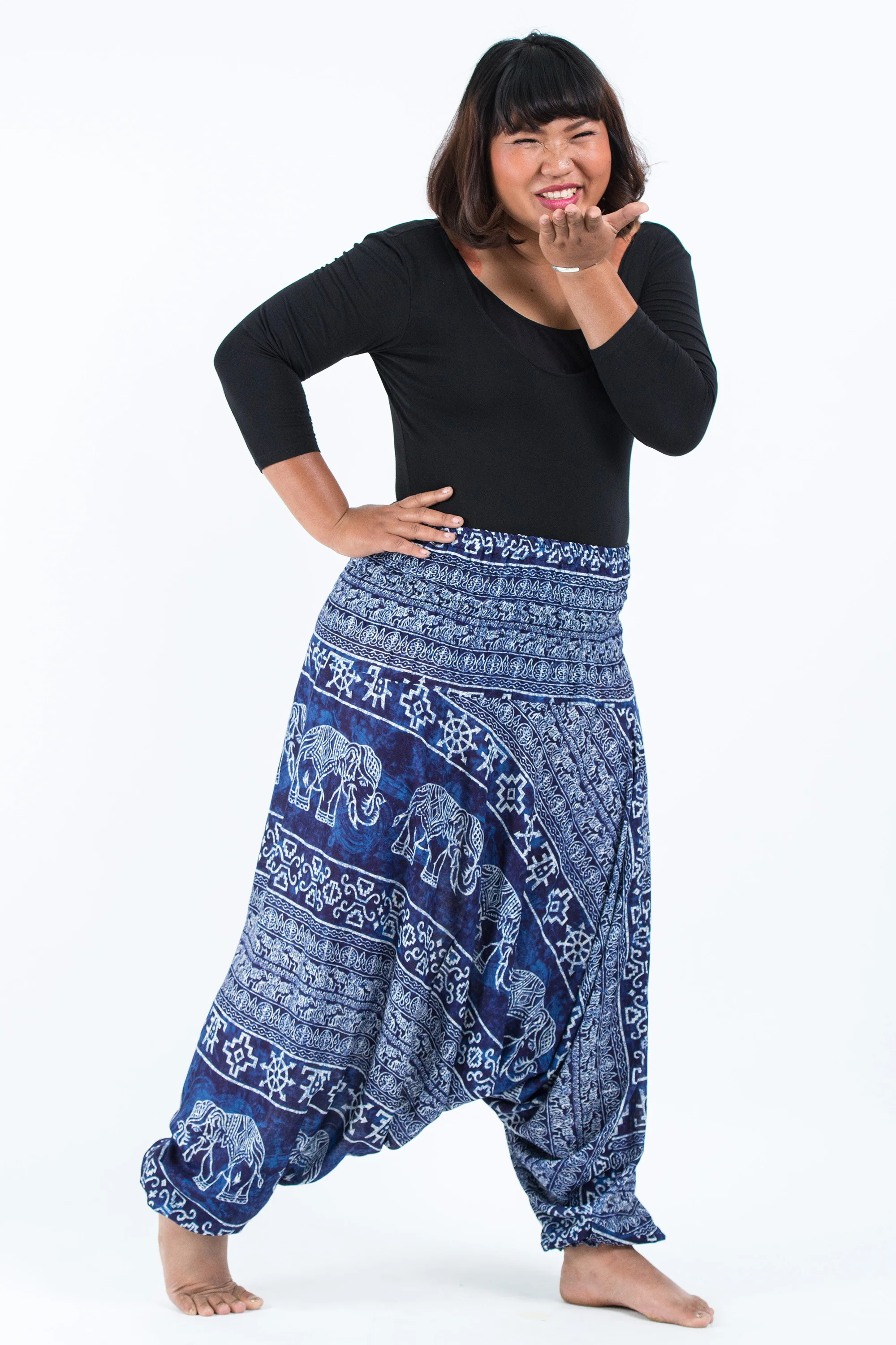 2496-Plus-Size-Marble-Elephant-2-in-1-Jumpsuit-Elephant-Pants-in-Blue-4.webp Plus Size Marble Elephant 2-in-1 Jumpsuit Elephant Pants in Blue