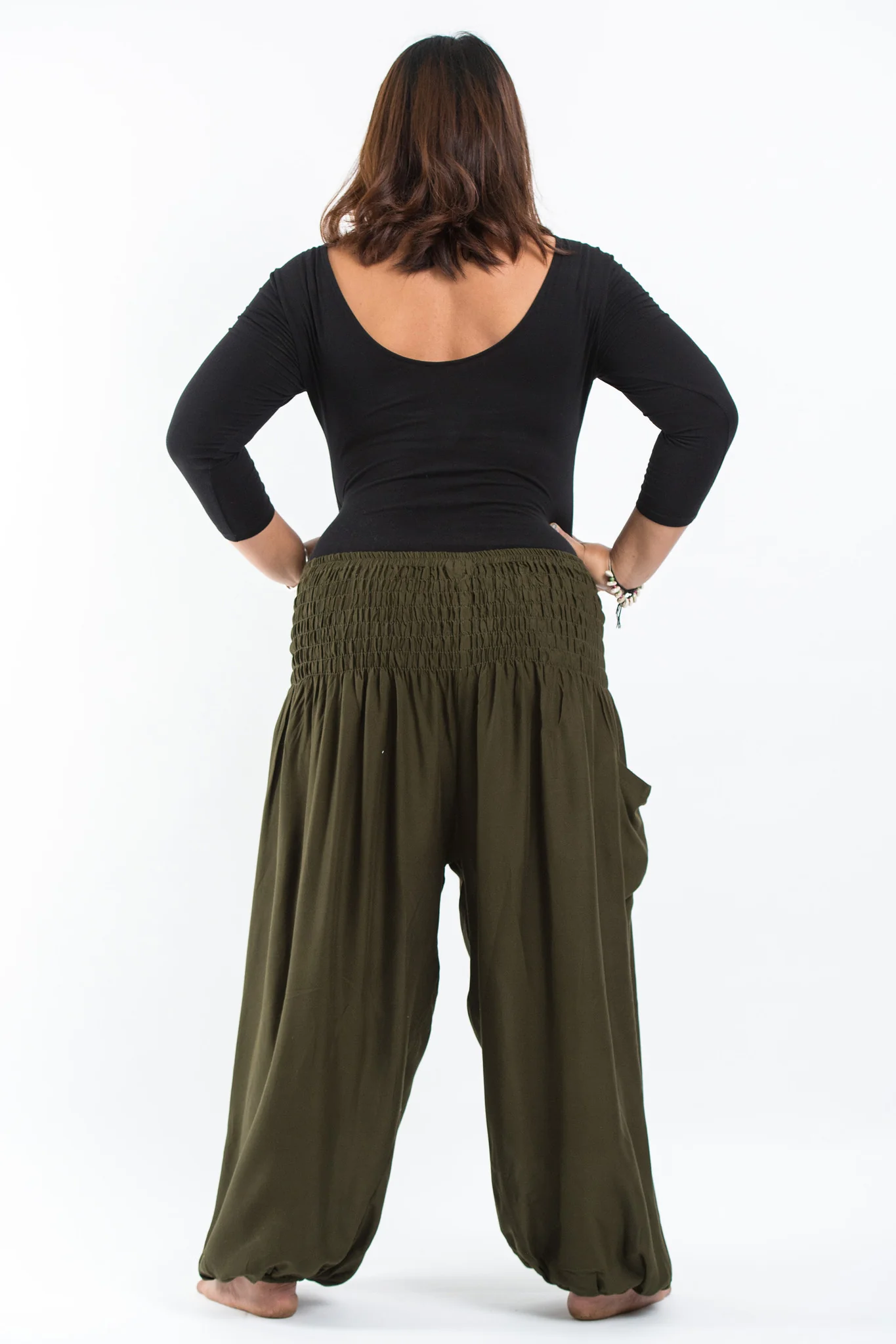 2519-Plus-Size-Solid-Color-Women-s-Harem-Pants-in-Green-5.webp Plus Size Solid Color Women's Harem Pants in Green