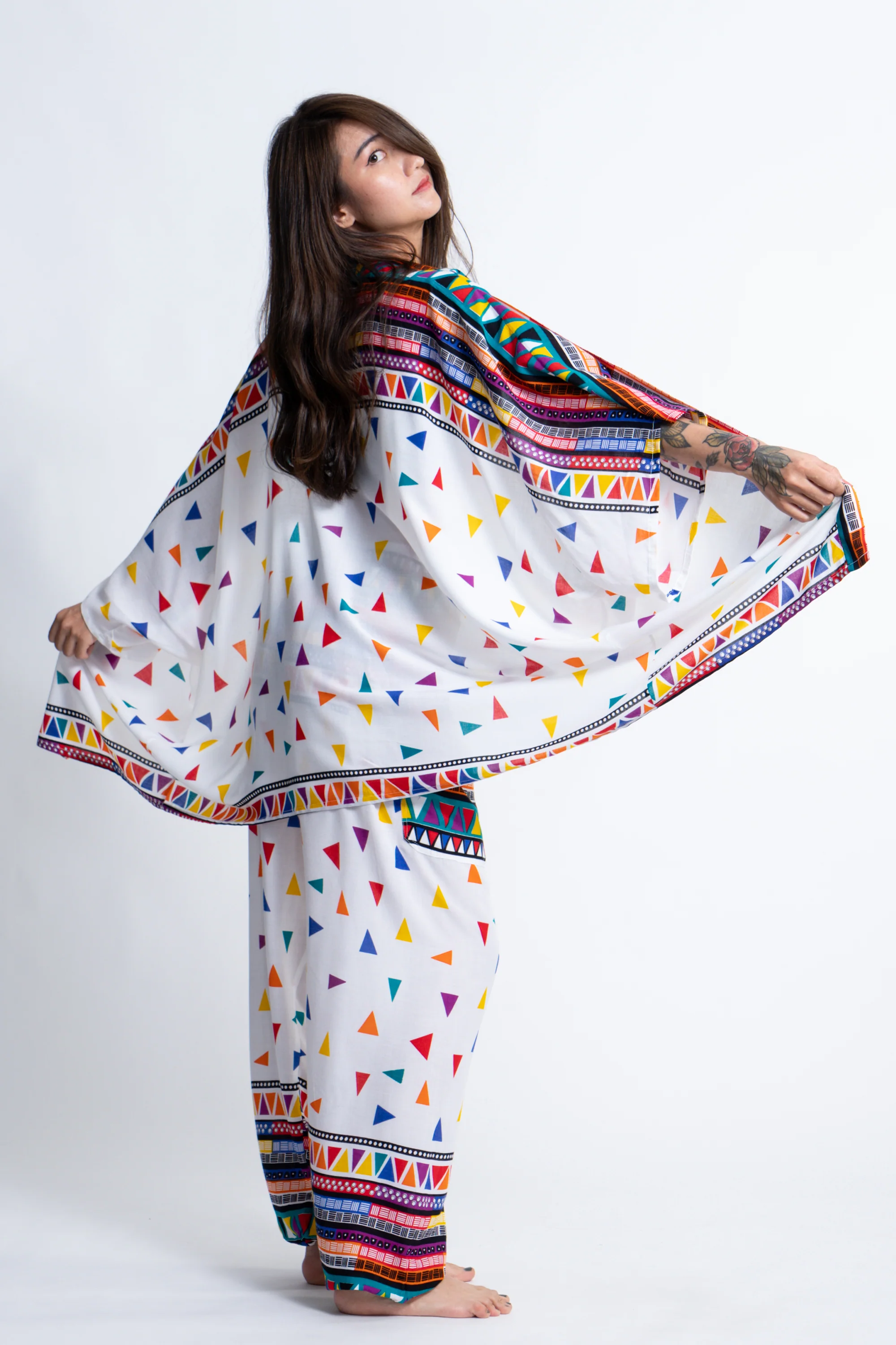 2520-Triangles-Kimono-Cardigan-in-White-7.webp Triangles Kimono Cardigan in White