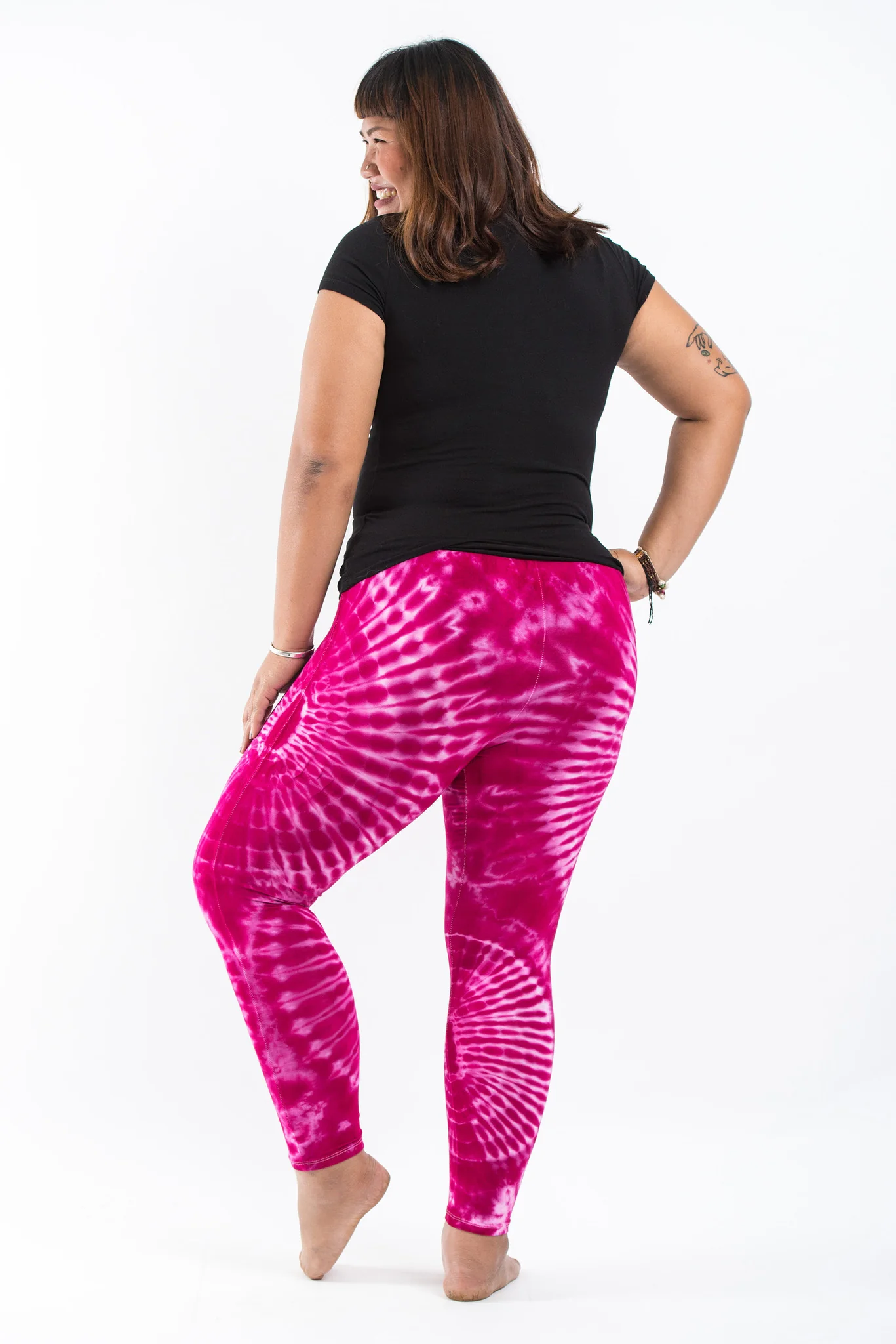 2525-PLUS-SIZE-Tie-Dye-Leggings-in-Pink-3.webp PLUS SIZE Tie Dye Leggings in Pink
