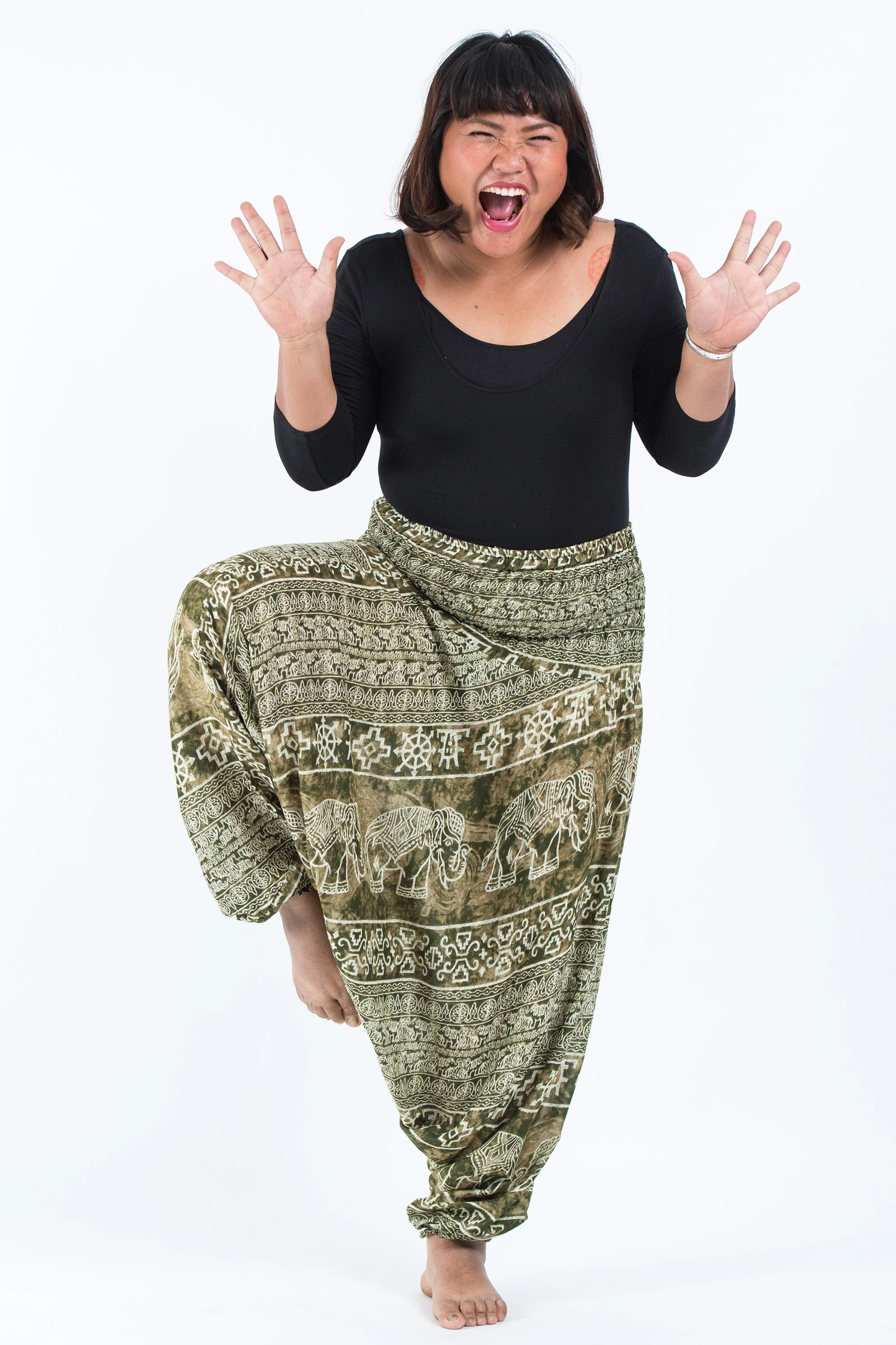 2527-Plus-Size-Marble-Elephant-2-in-1-Jumpsuit-Elephant-Pants-in-Olive-5.webp Plus Size Marble Elephant 2-in-1 Jumpsuit Elephant Pants in Olive