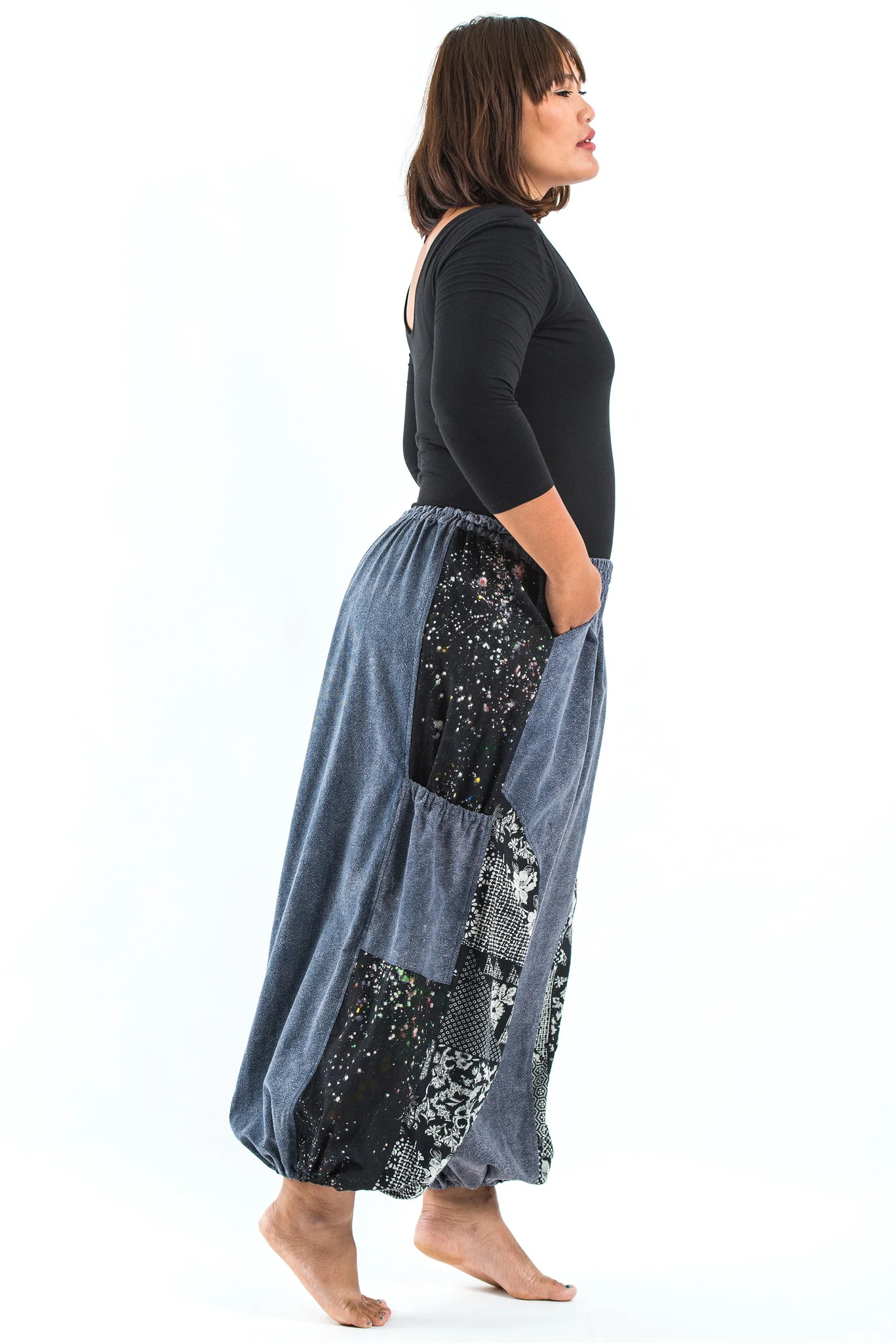 2548-Plus-Size-Stone-Washed-Patchwork-Women-Unisex-Pants-in-Gray-3.webp Plus Size Stone Washed Patchwork Women Unisex Pants in Gray